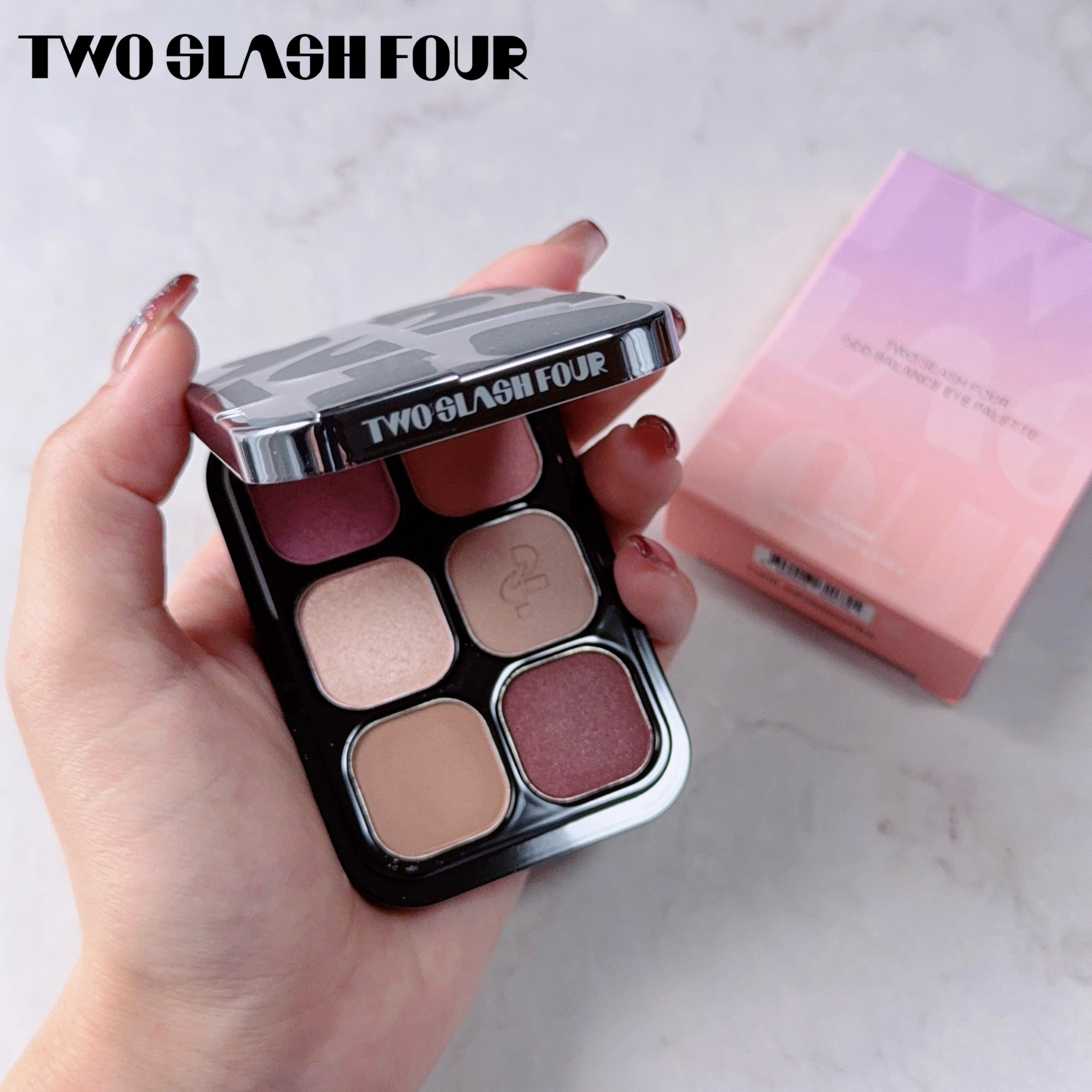 オッドバランスアイパレット/TWO SLASH FOUR/アイシャドウパレットを使ったクチコミ（1枚目）