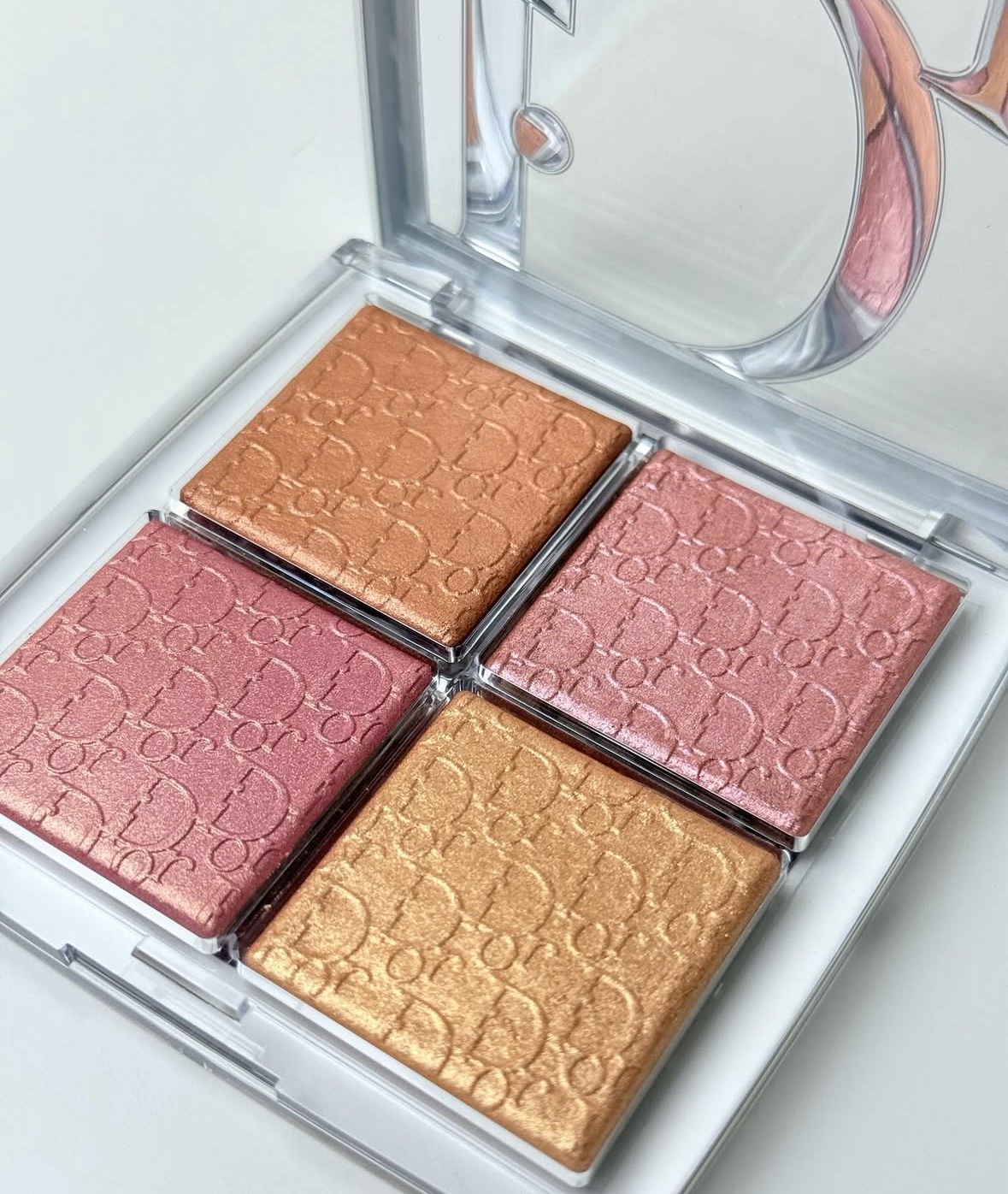 バックステージ グロウ マキシマイザー パレット/Dior/ハイライトを使ったクチコミ（2枚目）