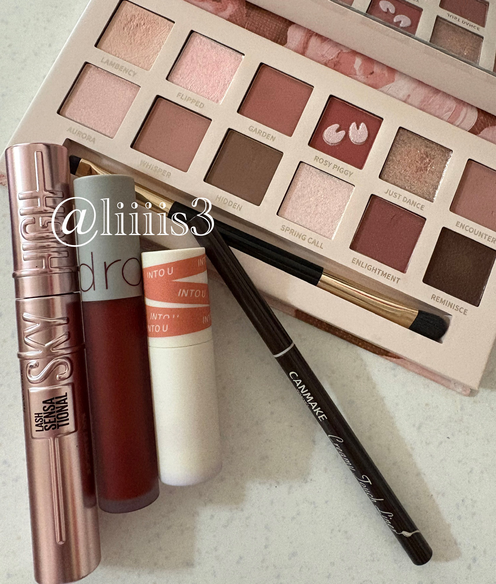 スーパーマットリップ＆チークマッド/INTO U/口紅を使ったクチコミ（1枚目）