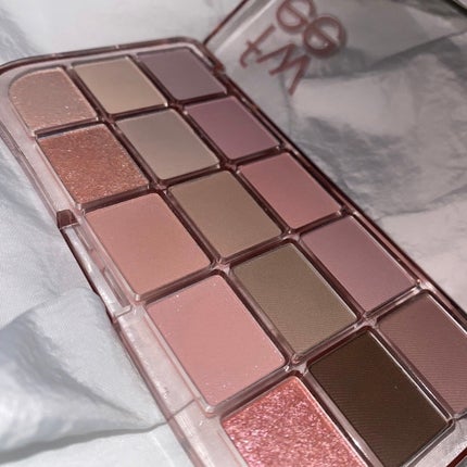 フィー モアムードアイパレット/fwee/アイシャドウパレットを使ったクチコミ(2枚目)