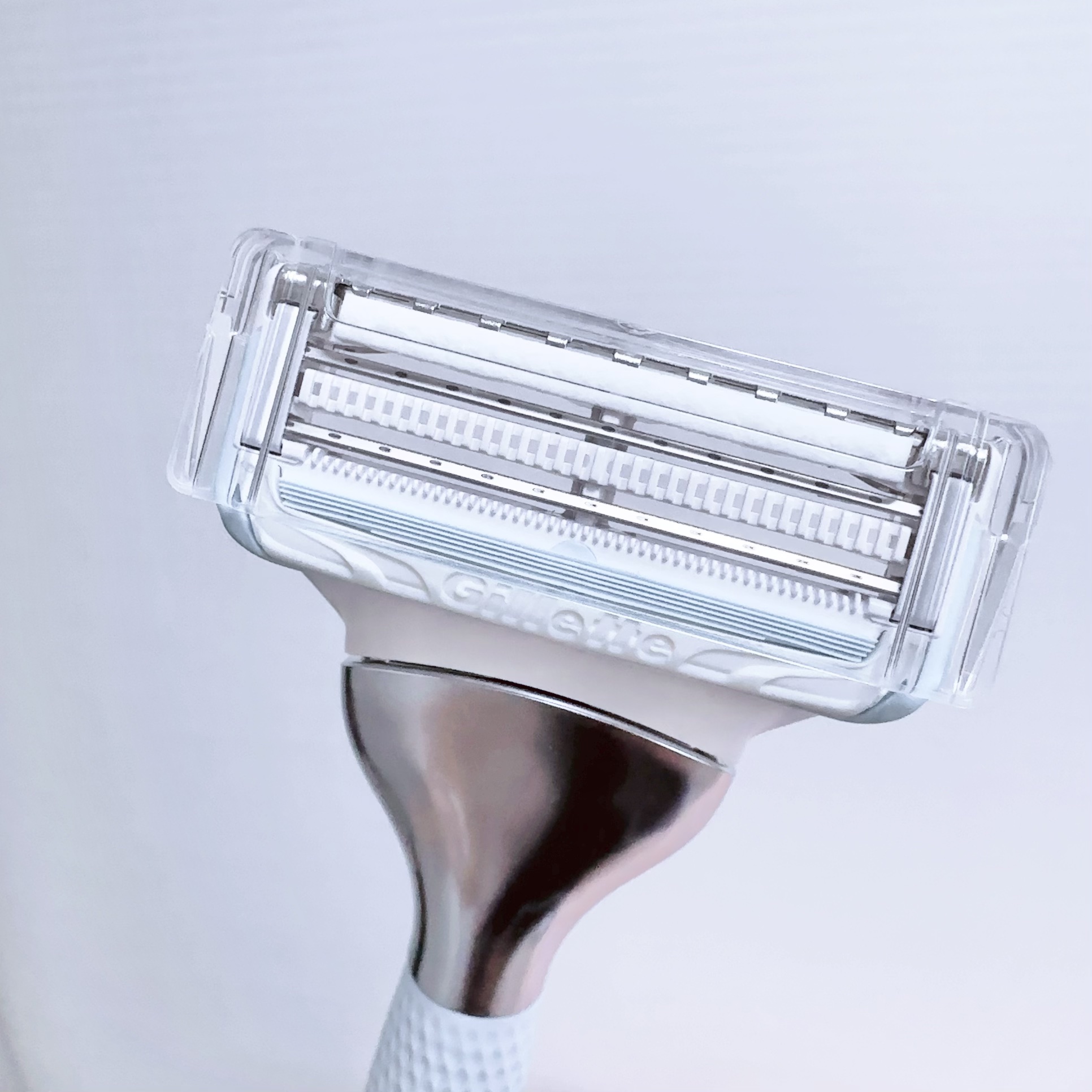 ヴィーナス VIO ヘア&スキン カミソリ/Gillette Venus/シェーバーを使ったクチコミ（3枚目）