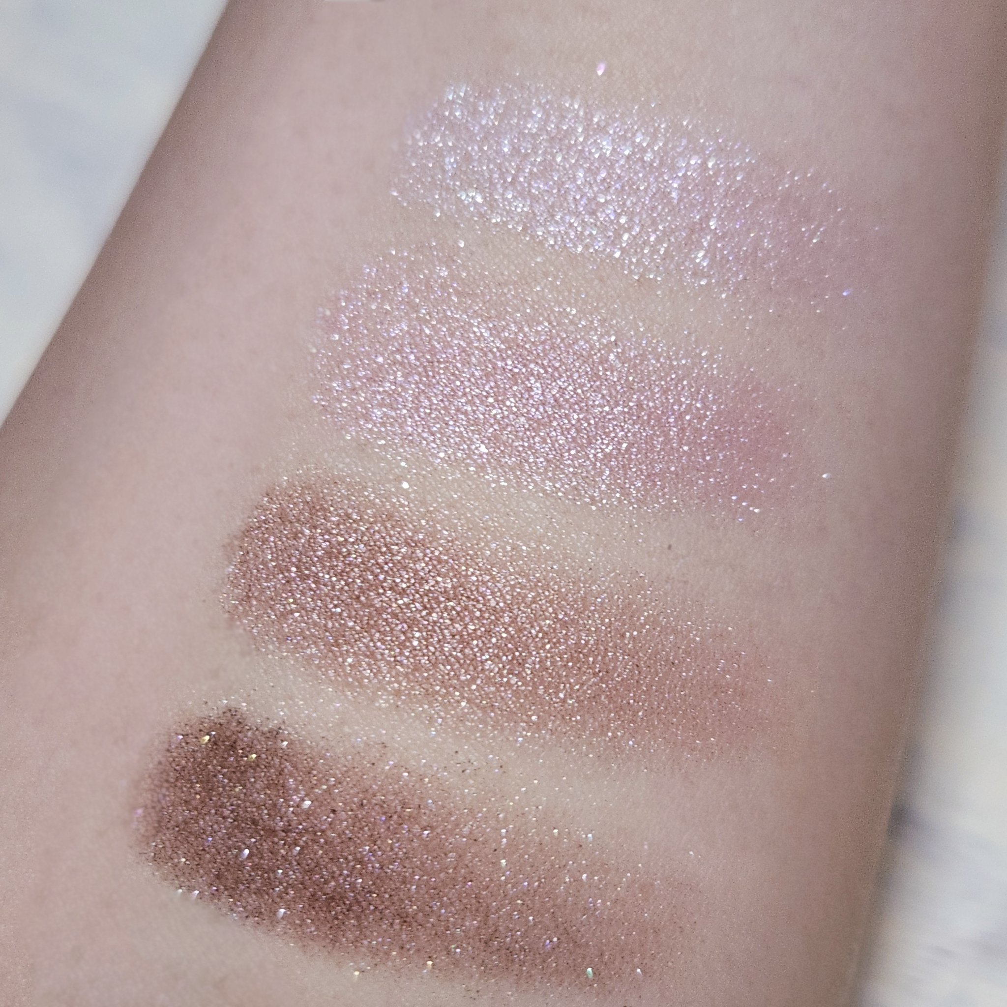 ジュエルクリスタル アイズ N/JILL STUART/アイシャドウパレットを使ったクチコミ（2枚目）