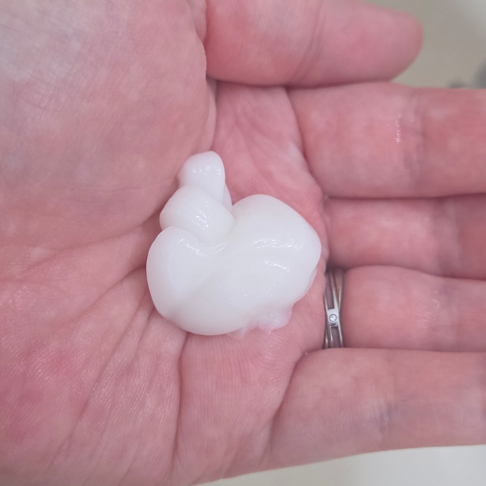 ストレートシャンプー/ストレートトリートメント ホワイトブロッサムの香り/Straine/市販シャンプーを使ったクチコミ（3枚目）