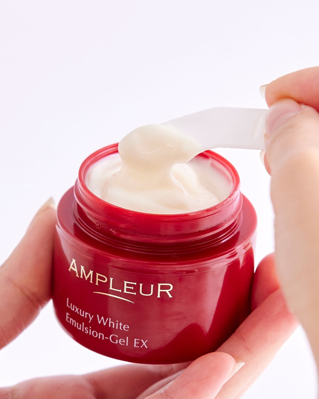 ラグジュアリーホワイト エマルジョンゲルEX/アンプルール/乳液を使ったクチコミ（2枚目）