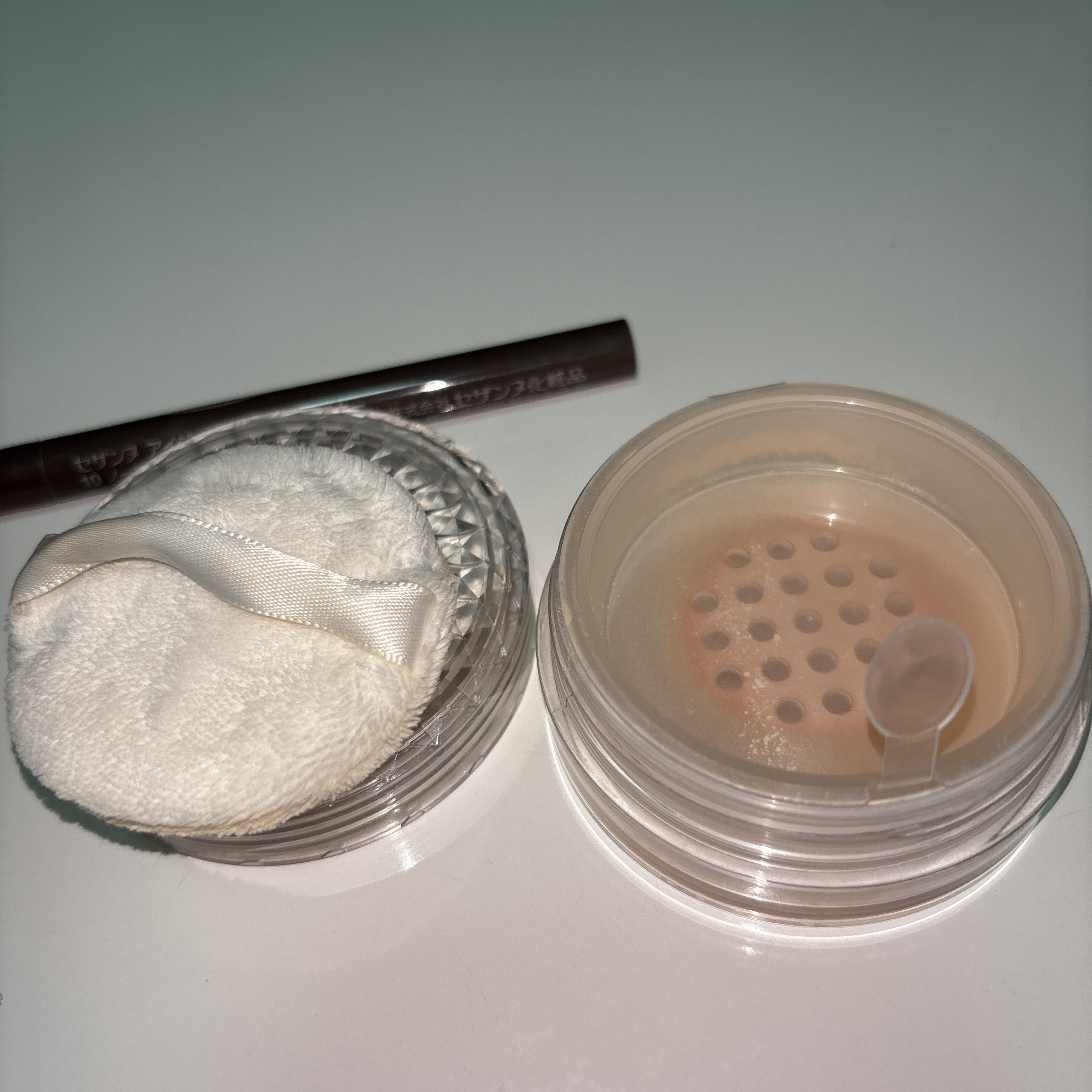 うるふわ仕上げパウダー/CEZANNE/ルースパウダーを使ったクチコミ（2枚目）