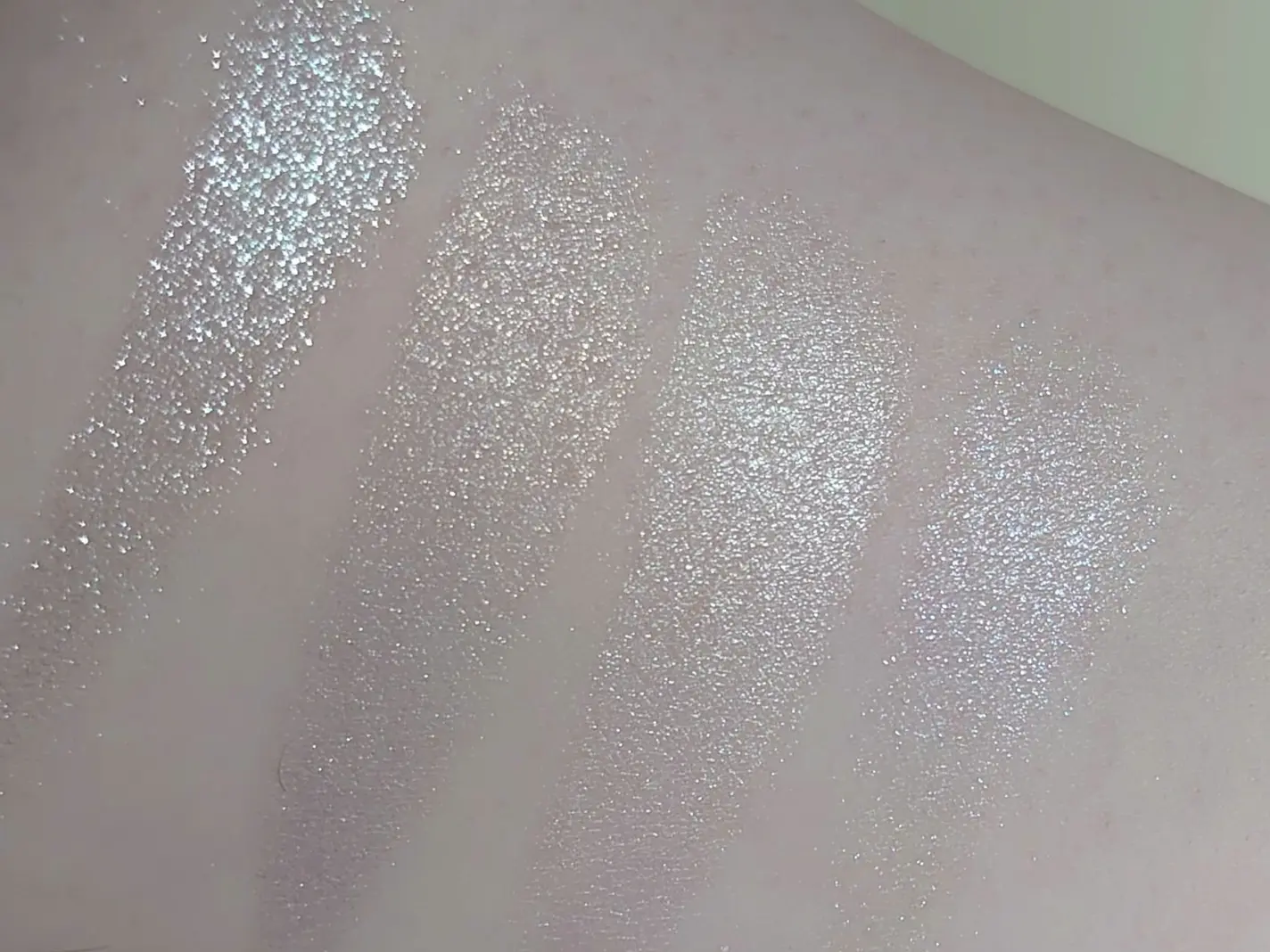 バックステージ グロウ マキシマイザー パレット/Dior/ハイライトを使ったクチコミ（3枚目）