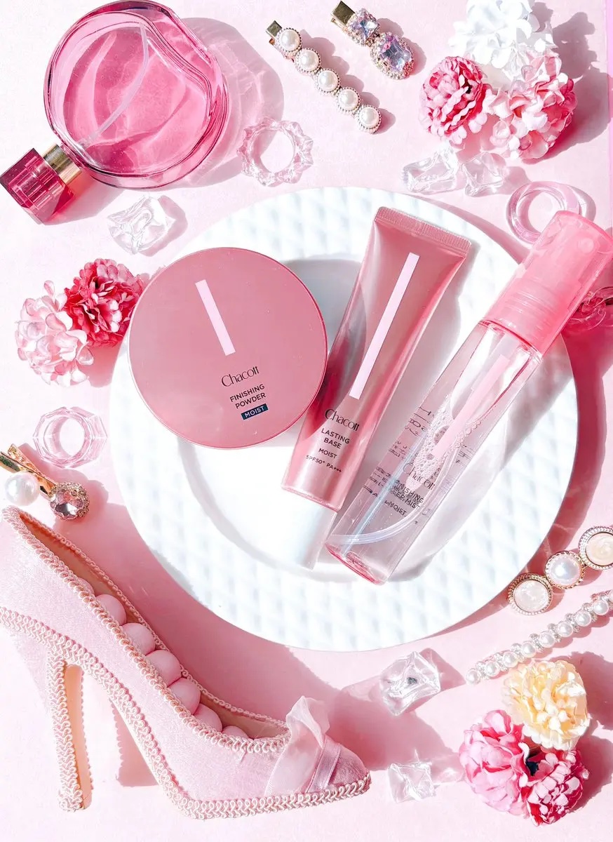 フィニッシングパウダー モイストC/チャコット・コスメティクス/ルースパウダーを使ったクチコミ（1枚目）