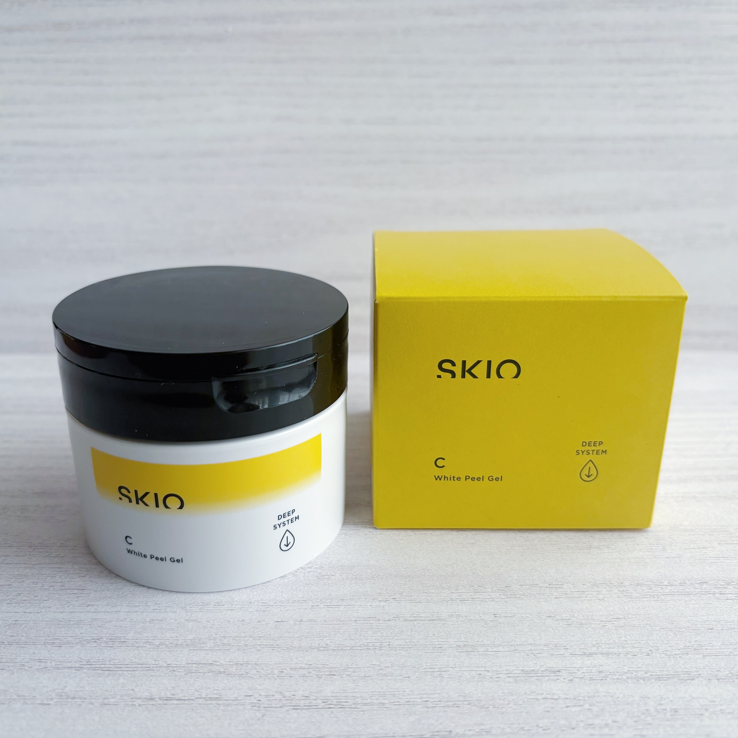 SKIO VC ホワイトピールゲルのクチコミ「【モニター・PR】
．
．
Lemon Squareさんを通じて、
SKIOからSKIO VC.....」（1枚目）