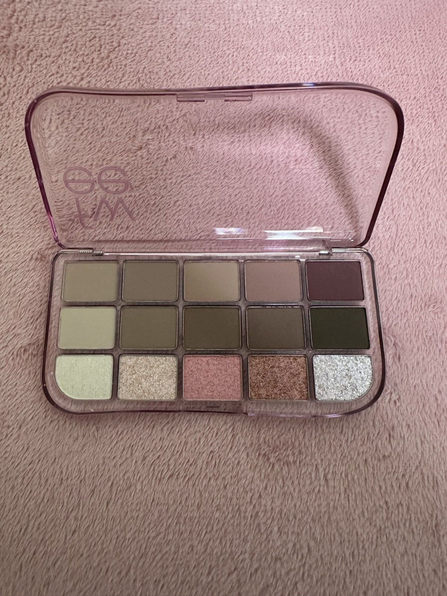 フィー モアムードアイパレット 05 モアザンモーブ/fwee/アイシャドウパレットを使ったクチコミ（2枚目）