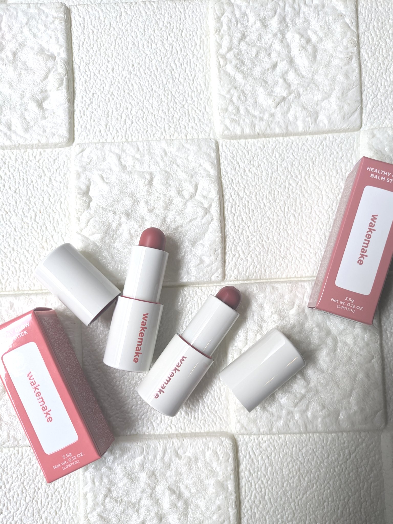ヘルシーグロウバームスティック/wakemake/口紅を使ったクチコミ（1枚目）