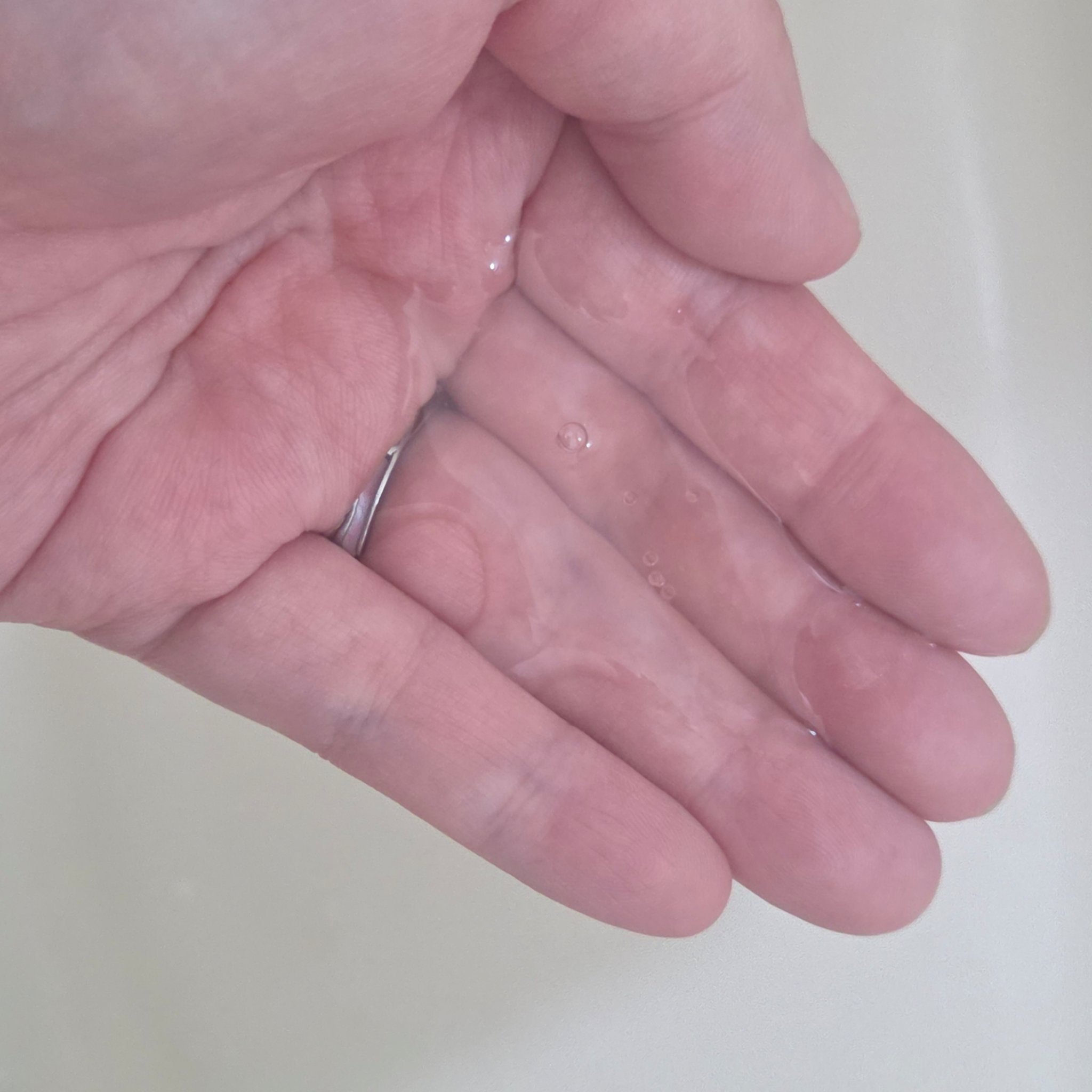 ストレートシャンプー/ストレートトリートメント ホワイトブロッサムの香り/Straine/市販シャンプーを使ったクチコミ（2枚目）