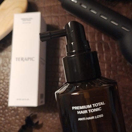 mcgroupakiko on LIPS 「認めたくない最近の頭頂部の薄毛😱シャンプーの度になんとかせねば..」(3枚目)