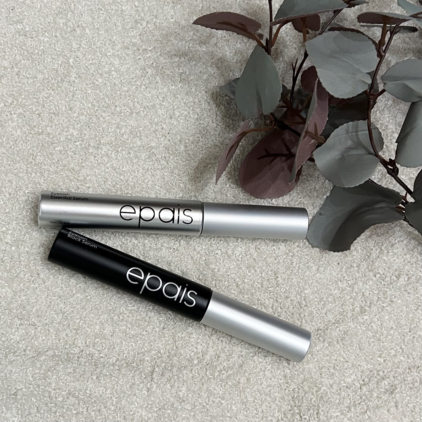 エイペアイラッシュエッセンシャル
エイぺアイラッシュブラックセラム

ハリコシが出て抜けにくくなった❕
目に染みないのが嬉しい✨
通称「塗るまつエク」でいつでもまつ育ケア♪