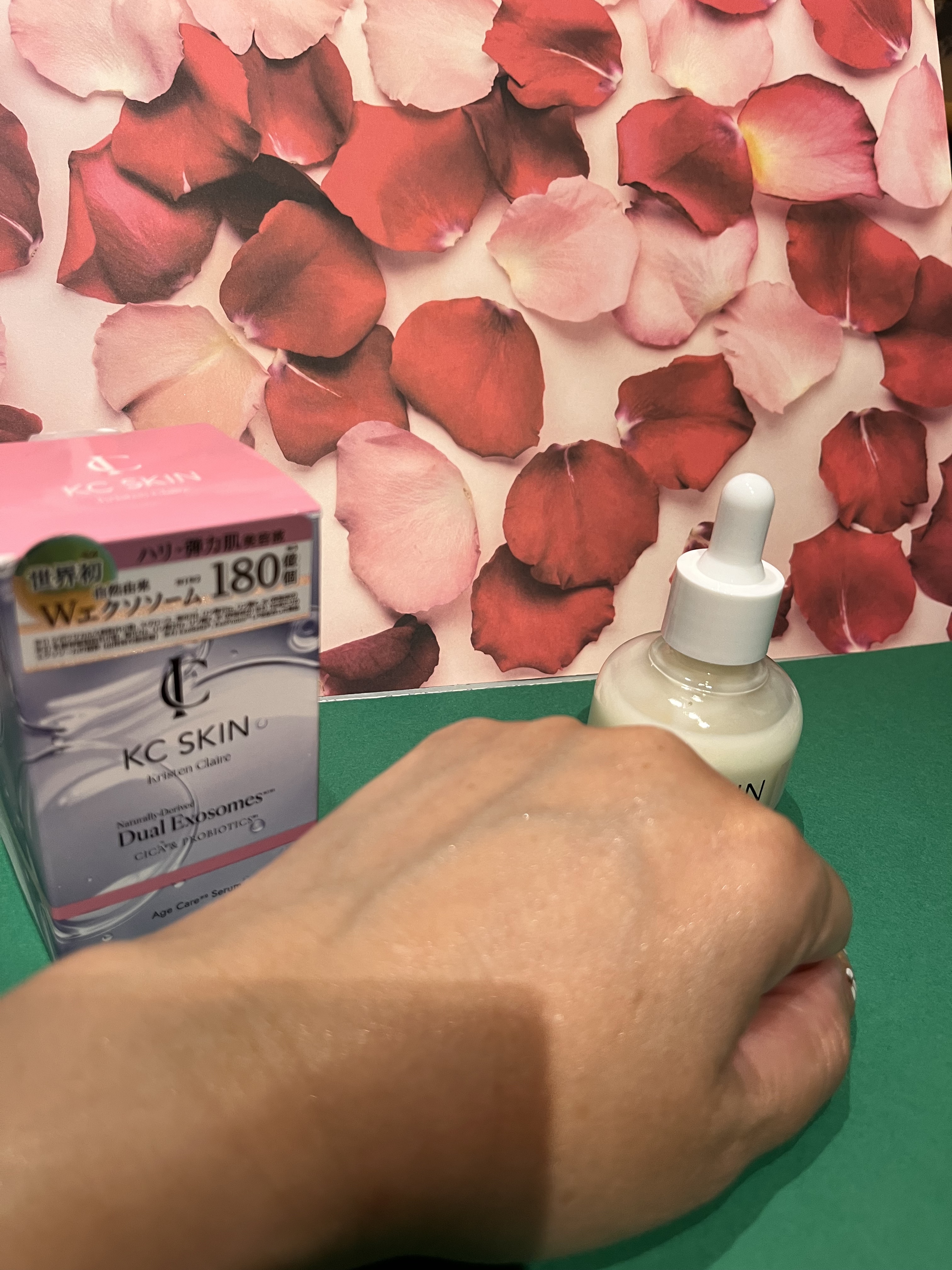 kcskinモイストエイジケアセラム/KC SKIN/美容液を使ったクチコミ（2枚目）