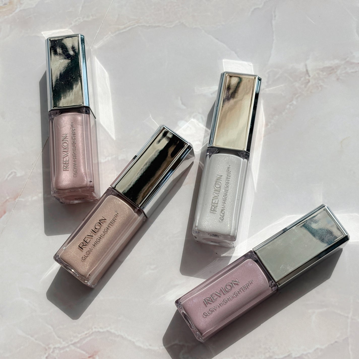 レブロン グロウ ハイライター/REVLON/リキッドハイライトを使ったクチコミ(6枚目)