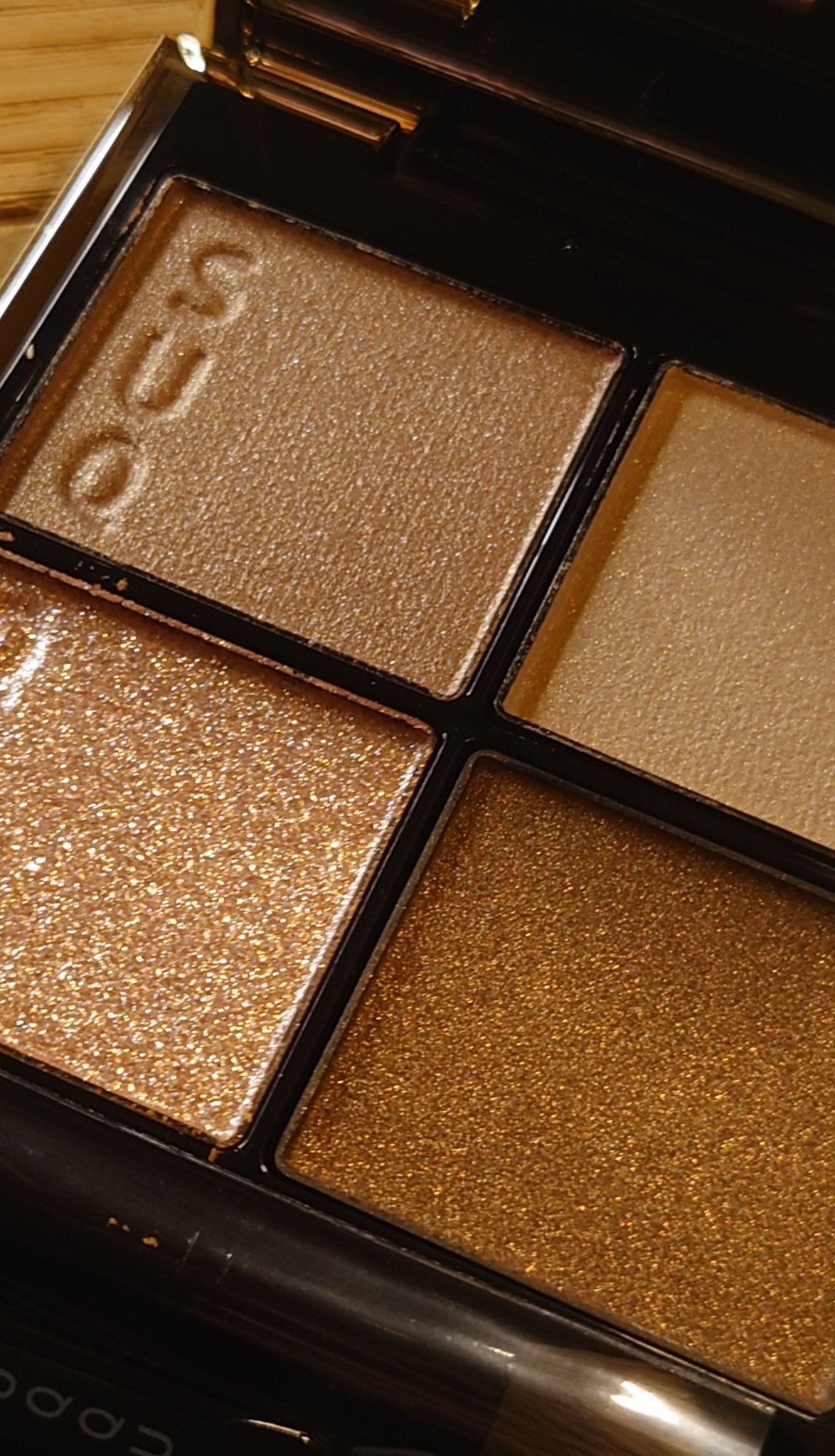 シグニチャー カラー アイズ/SUQQU/アイシャドウパレットを使ったクチコミ（2枚目）