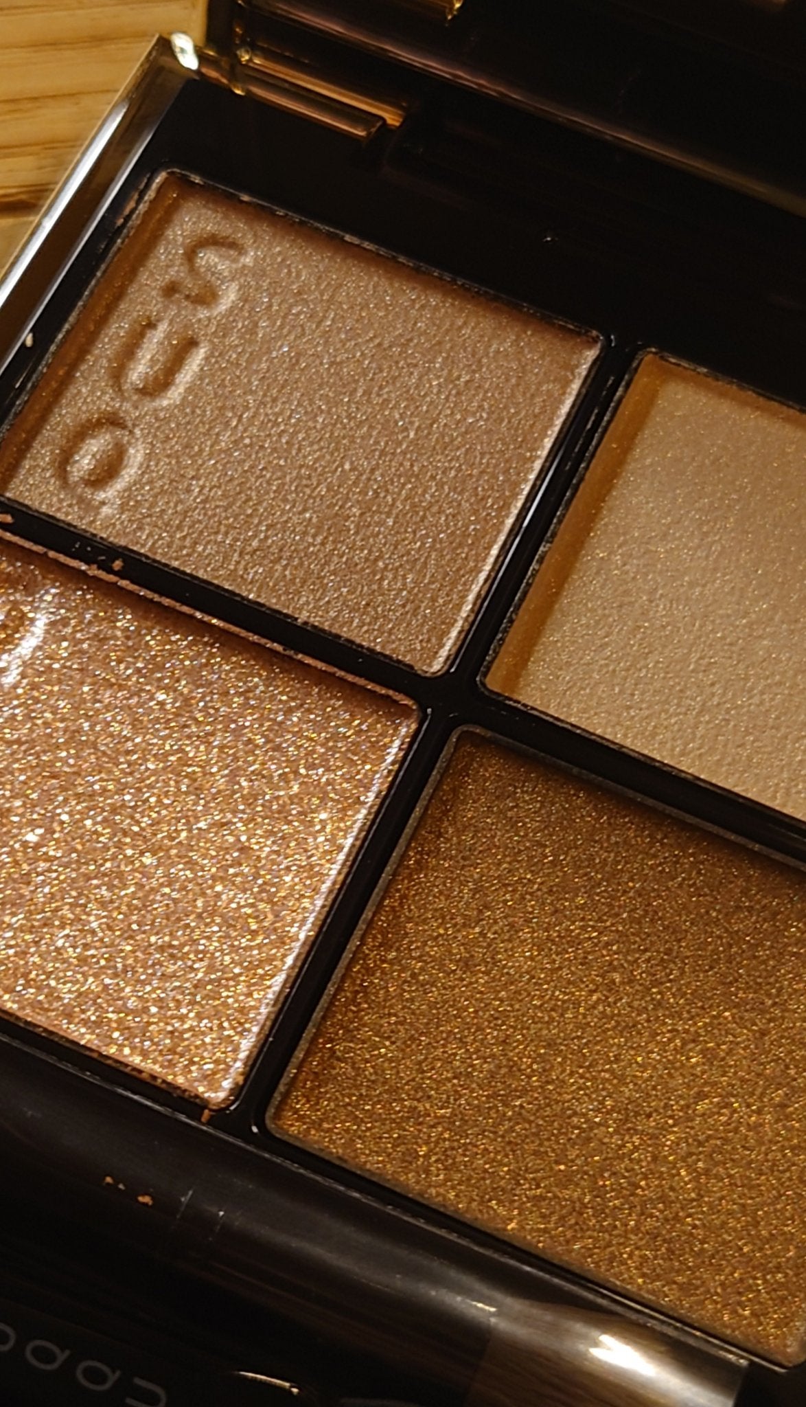 シグニチャー カラー アイズ/SUQQU/アイシャドウパレットを使ったクチコミ(2枚目)