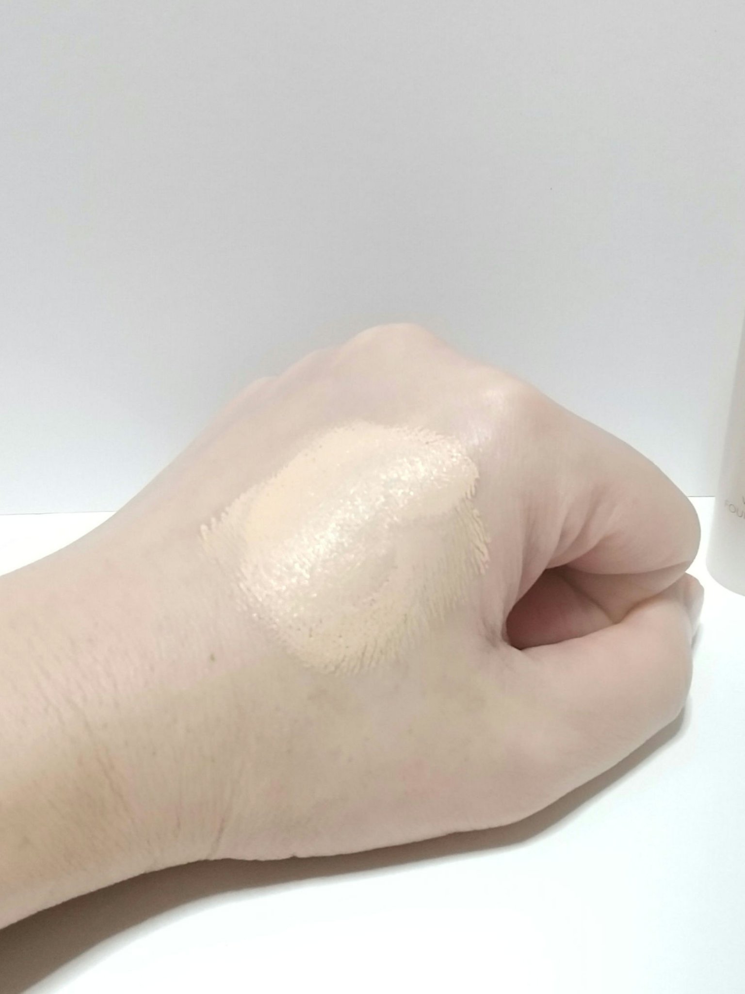 プレミアム ビジョンファンデーション/エクスボーテ/リキッドファンデーションを使ったクチコミ（3枚目）