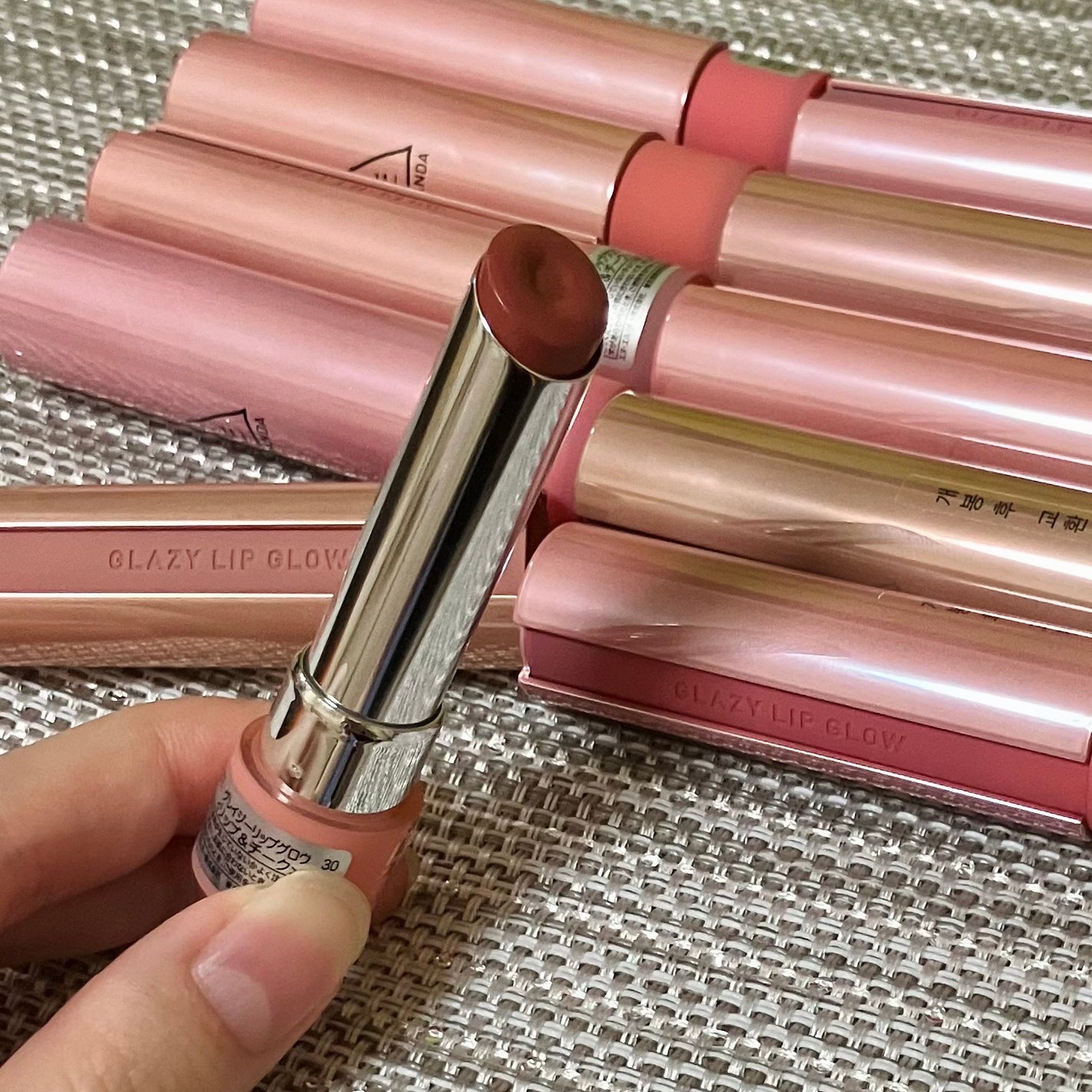 3CE グレイジーリップグロウ/3CE/リップグロスを使ったクチコミ(4枚目)