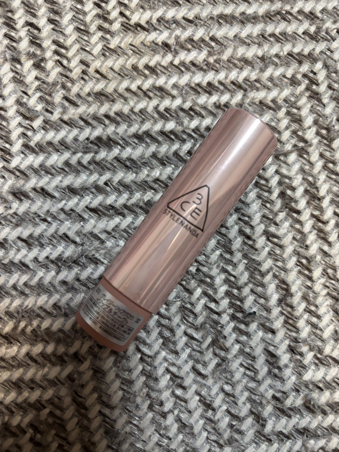 3CE グレイジーリップグロウ/3CE/リップグロスを使ったクチコミ（1枚目）