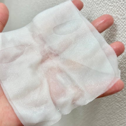 なめらか本舗 薬用リンクルエッセンスマスク ホワイトのクチコミ「▶︎なめらか本舗 薬用リンクルエッセンスマスク ホワイト ¥770
まずパケに惹かれ、次に.....」(2枚目)