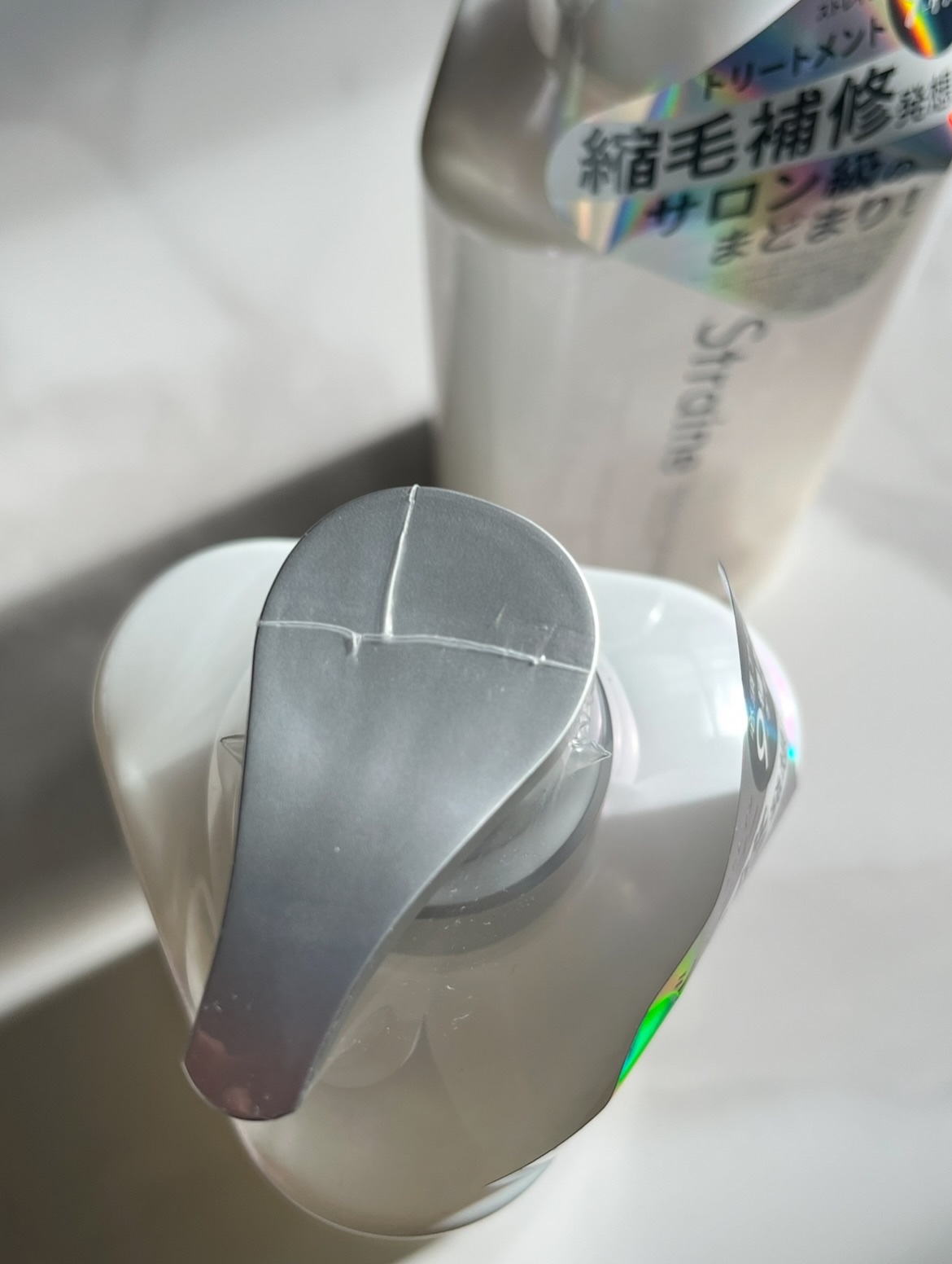 ストレートシャンプー/ストレートトリートメント ホワイトブロッサムの香り/Straine/市販シャンプーを使ったクチコミ（3枚目）