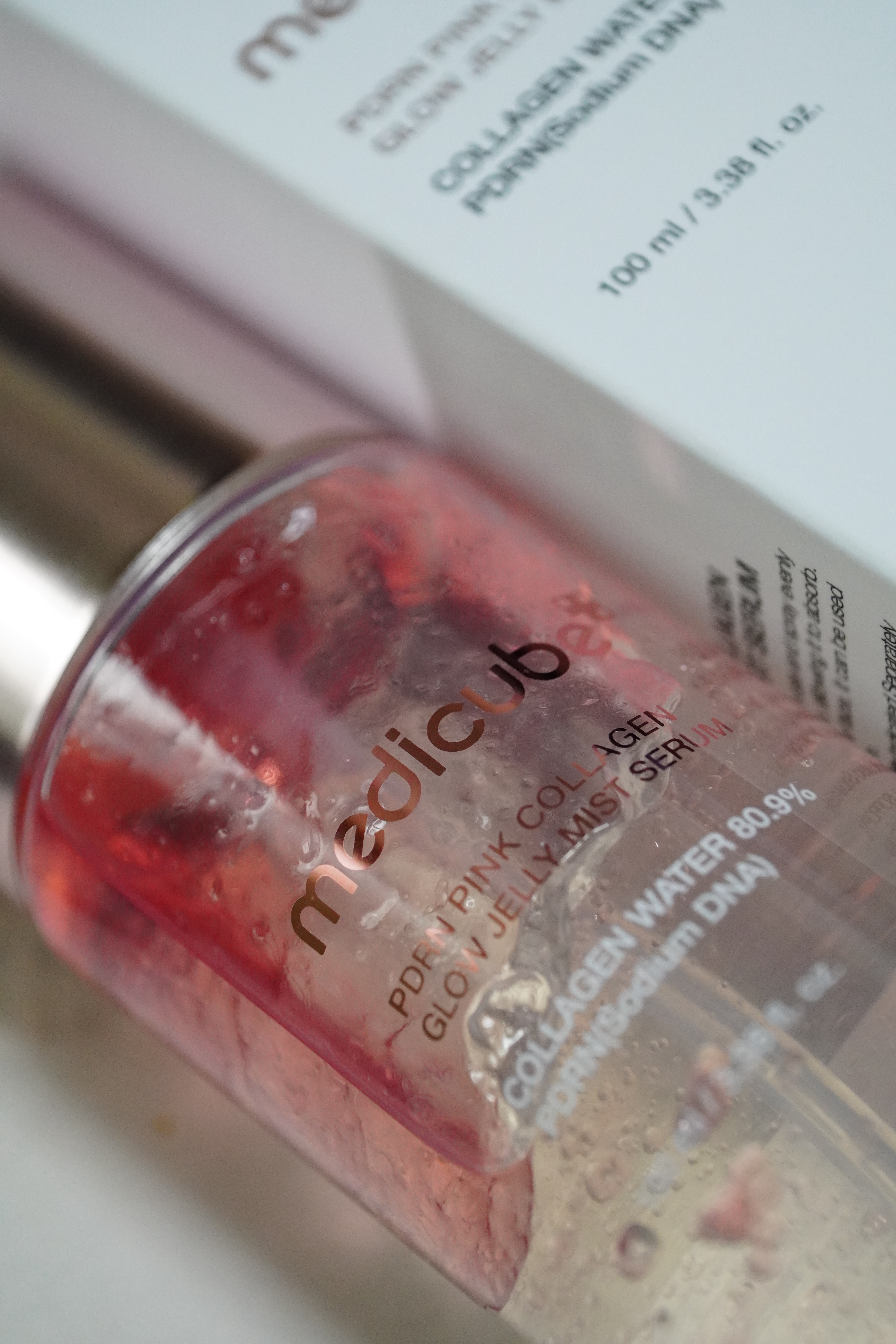 PDRNピンクゼリーセラムミスト/MEDICUBE/美容液を使ったクチコミ（1枚目）