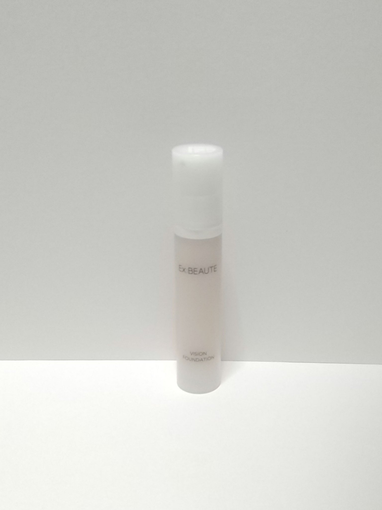 プレミアム ビジョンファンデーション/エクスボーテ/リキッドファンデーションを使ったクチコミ（1枚目）