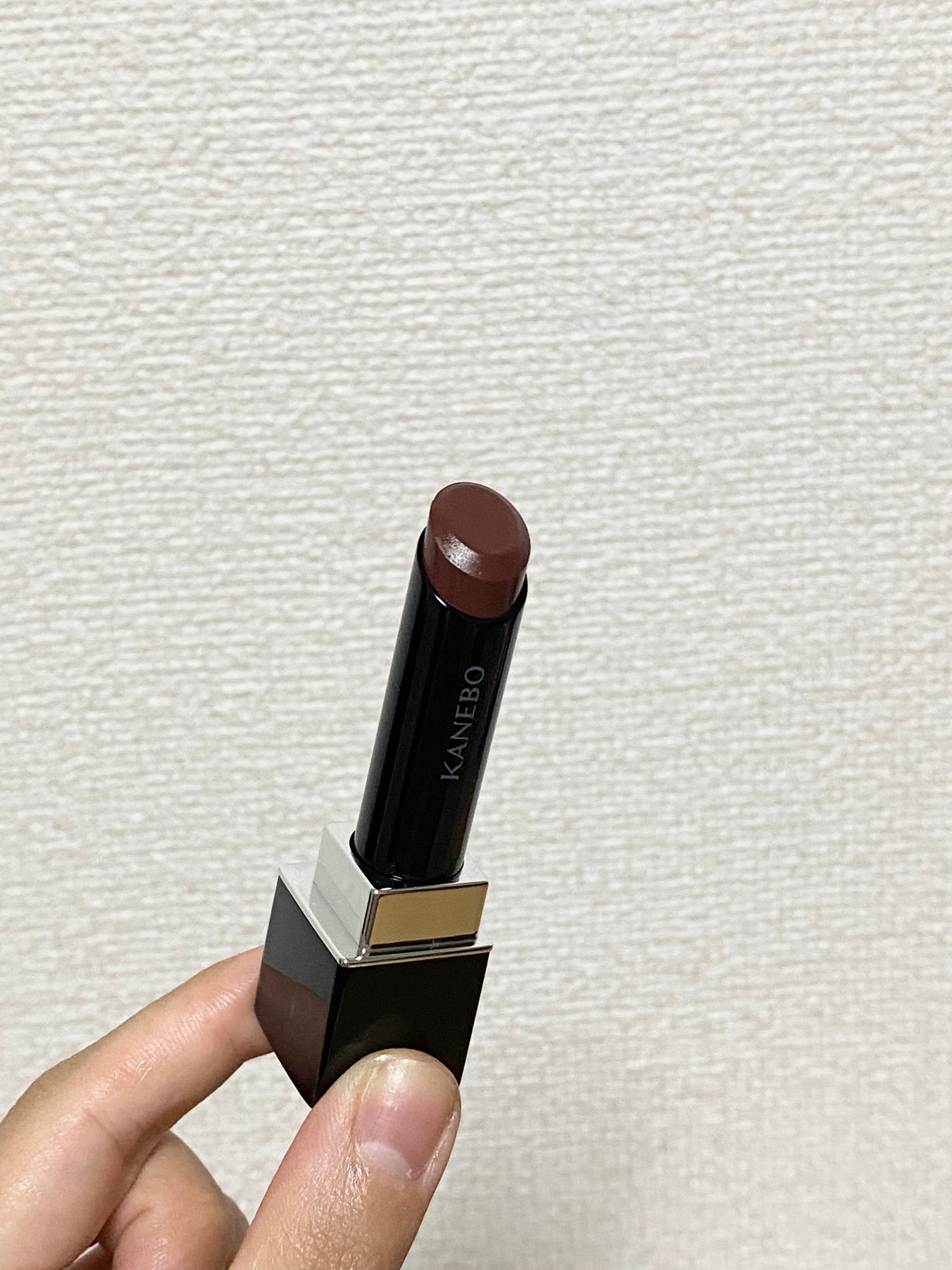 ルージュスターヴァイブラント/KANEBO/口紅を使ったクチコミ(3枚目)