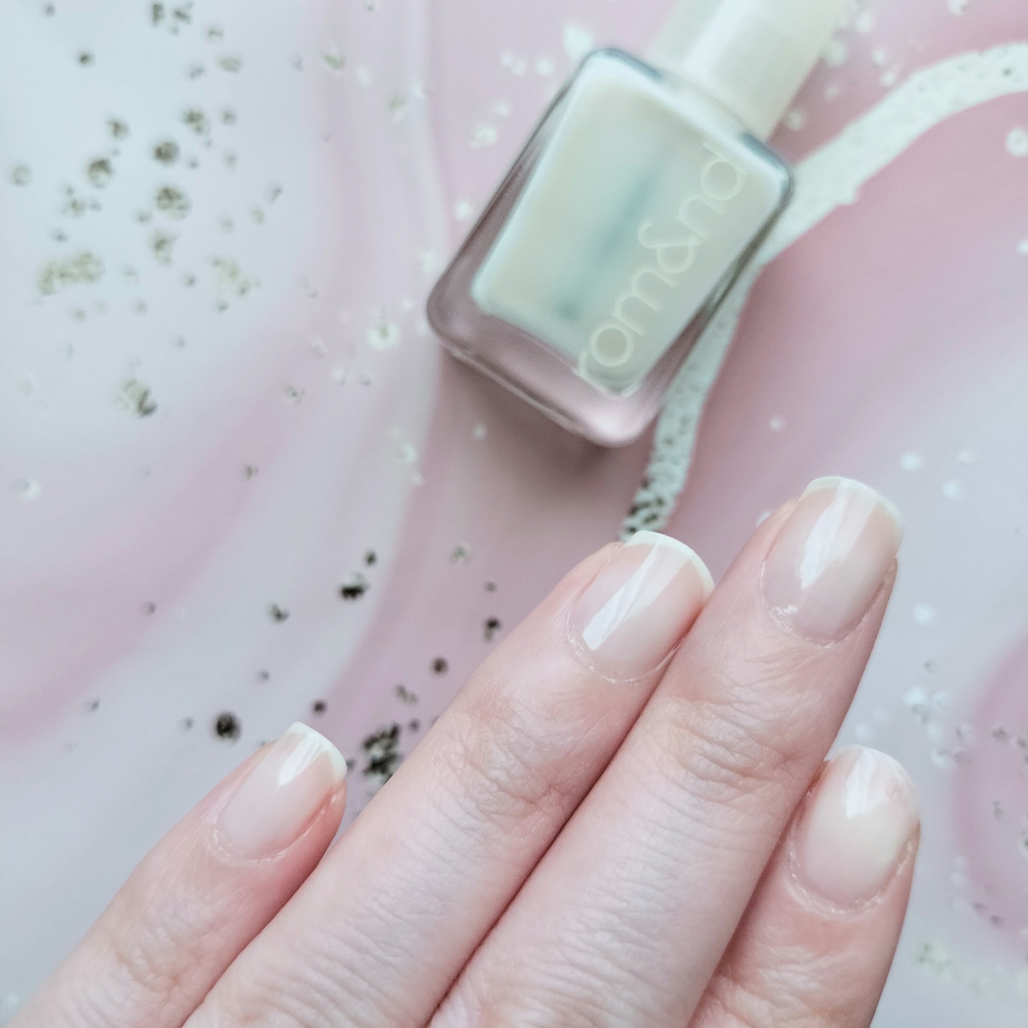 ムードペブル ネイル ハードナー/rom&nd/マニキュアを使ったクチコミ（3枚目）