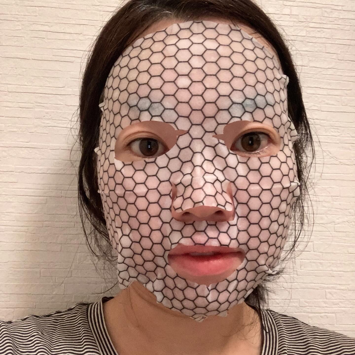 Soonsoojaa フェイスマスク ミミズペプチド ミラクルアクティブマスク/soonsoojaa/シートマスク・パックを使ったクチコミ（3枚目）