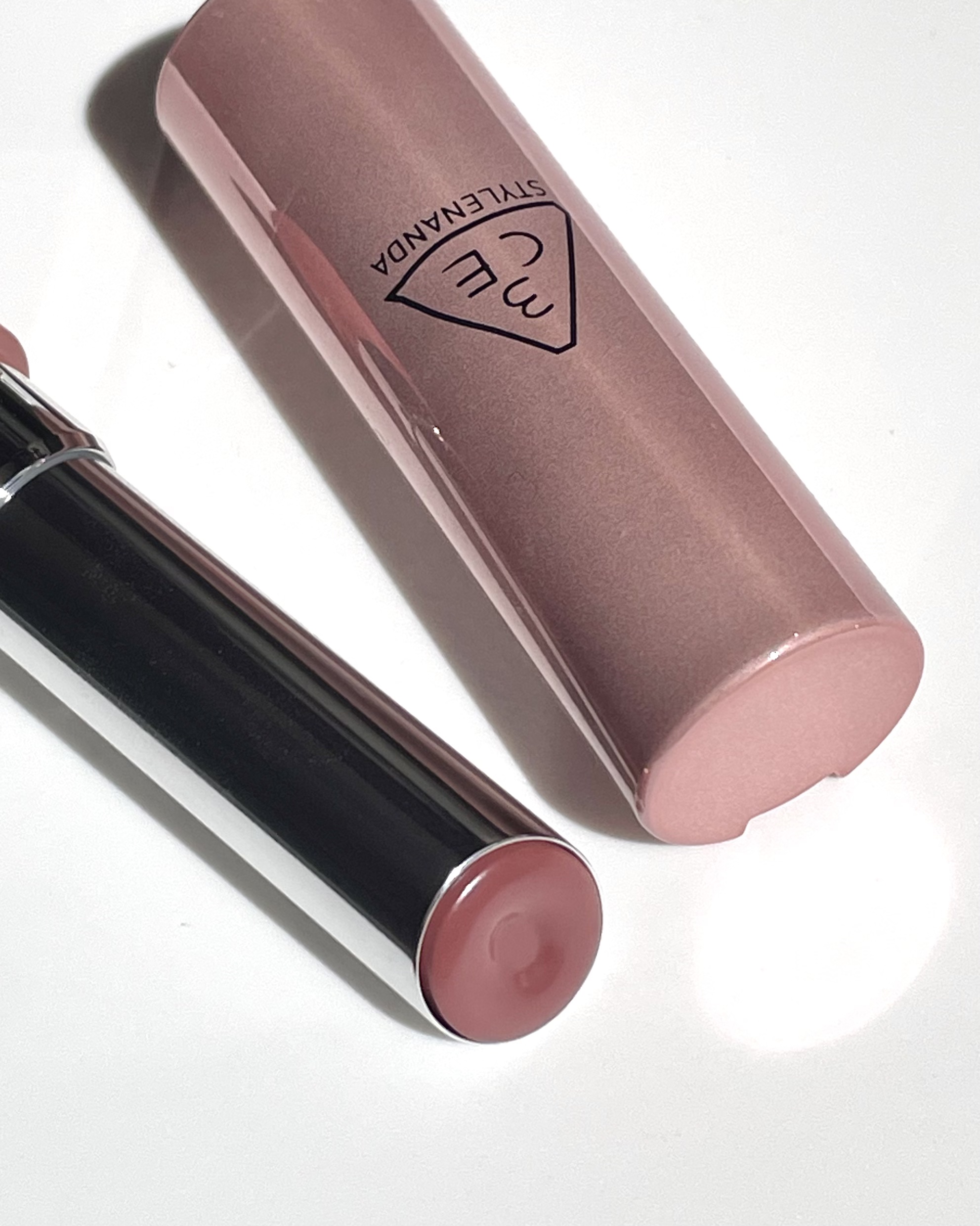 3CE グレイジーリップグロウ/3CE/リップグロスを使ったクチコミ（3枚目）