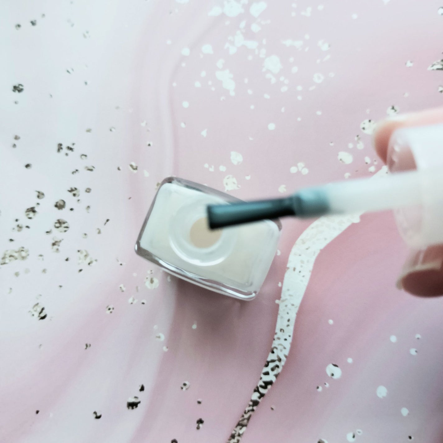 ムードペブル ネイル ハードナー/rom&nd/マニキュアを使ったクチコミ(2枚目)