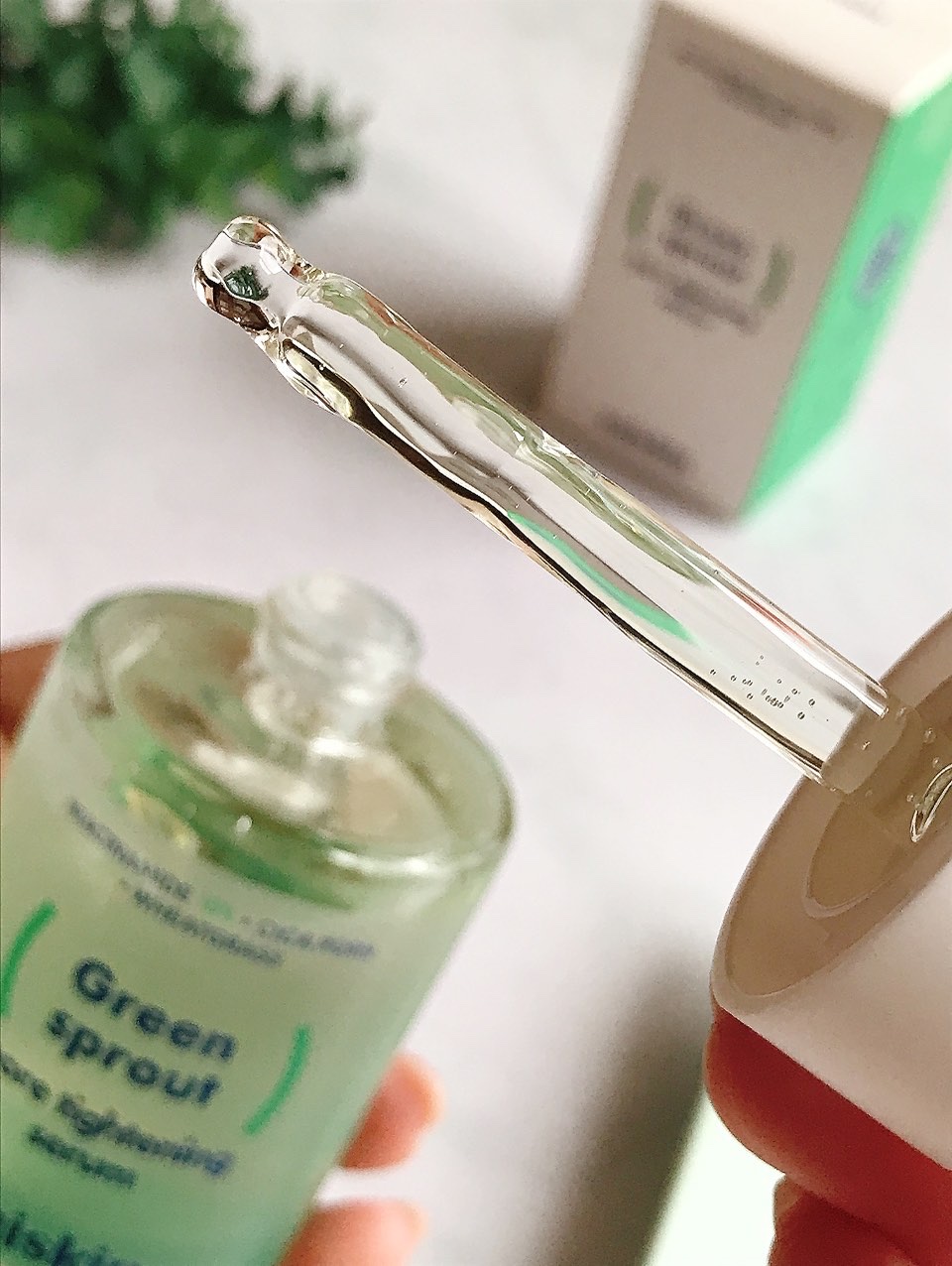 若芽ポアタイトニングセラム/suiskin/美容液を使ったクチコミ（3枚目）