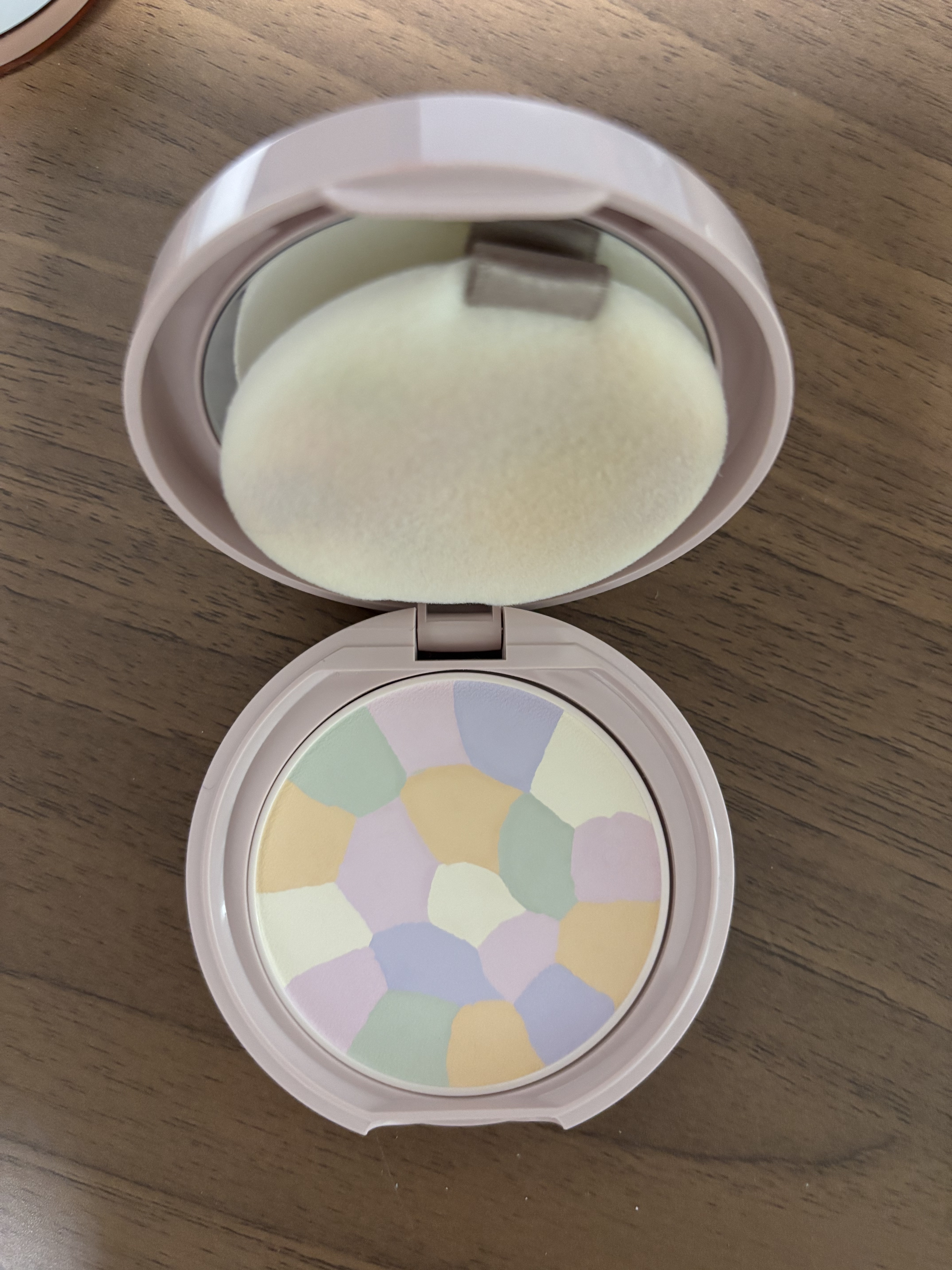 マシュマロフィニッシュパウダー　～Abloom～/キャンメイク/プレストパウダーを使ったクチコミ（2枚目）