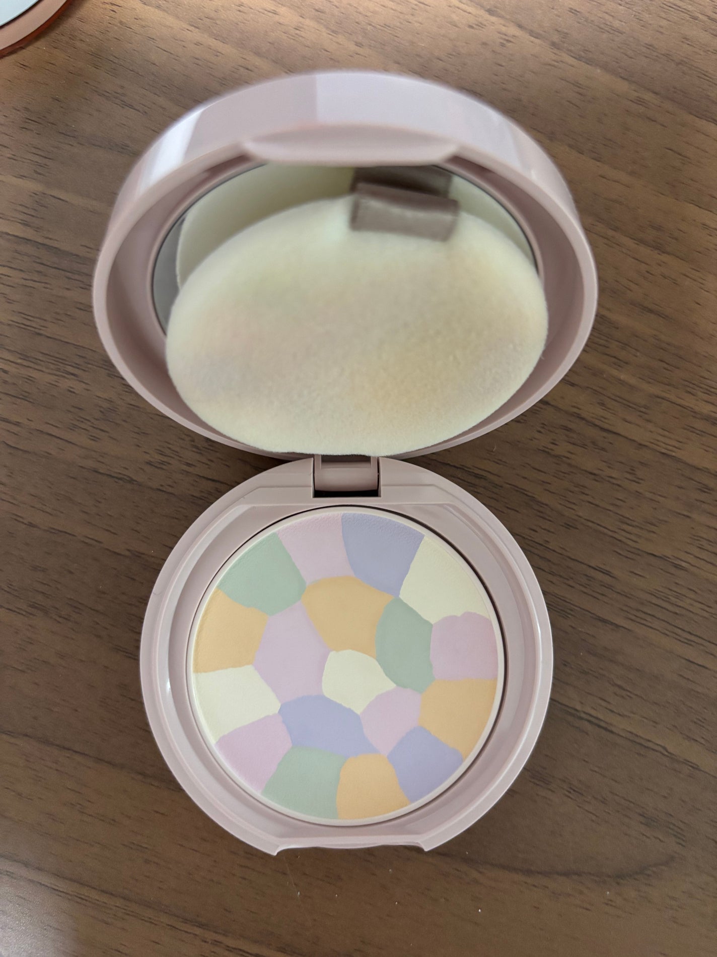 マシュマロフィニッシュパウダー ~Abloom~/キャンメイク/プレストパウダーを使ったクチコミ(2枚目)