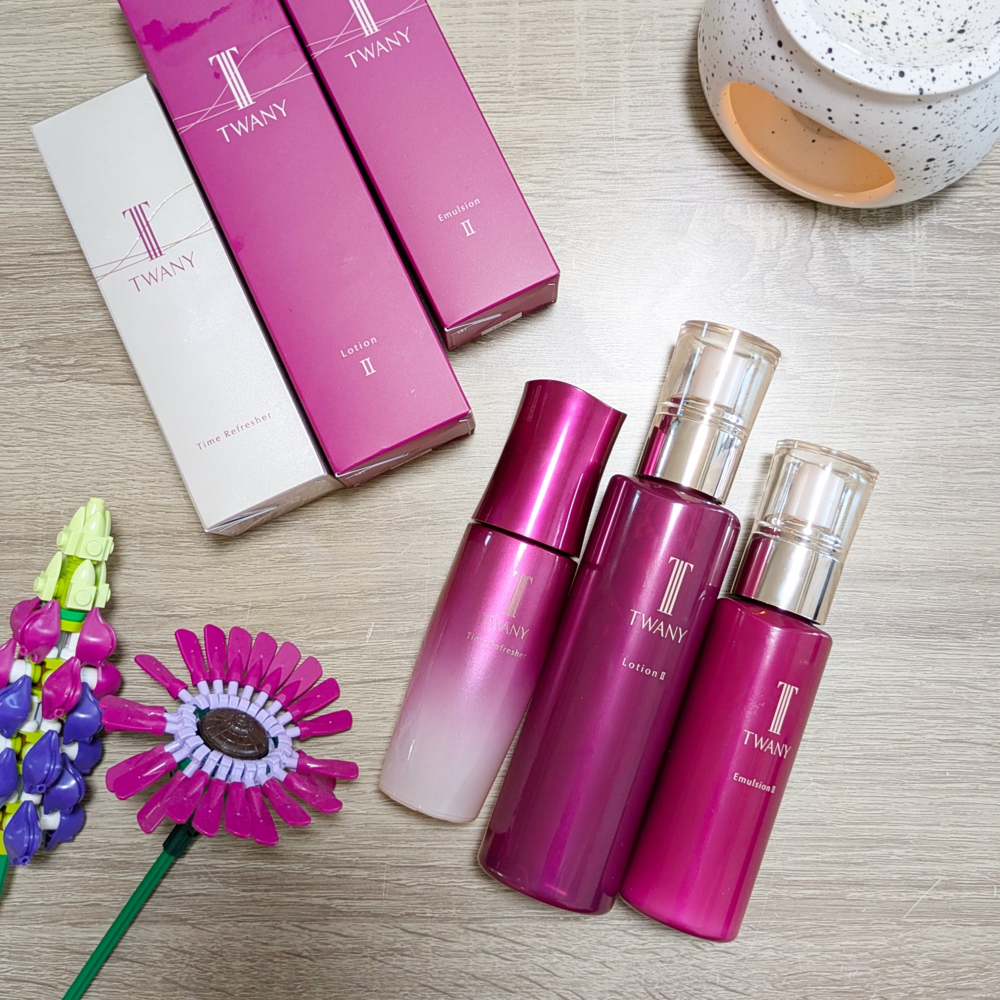 TWANY トワニー エマルジョンN IIのクチコミ「カネボウのトワニー
美フォルムだが無臭で好き✨
ぜひ、ぜいたくに3点ライン使いしたい

トワニ.....」（1枚目）