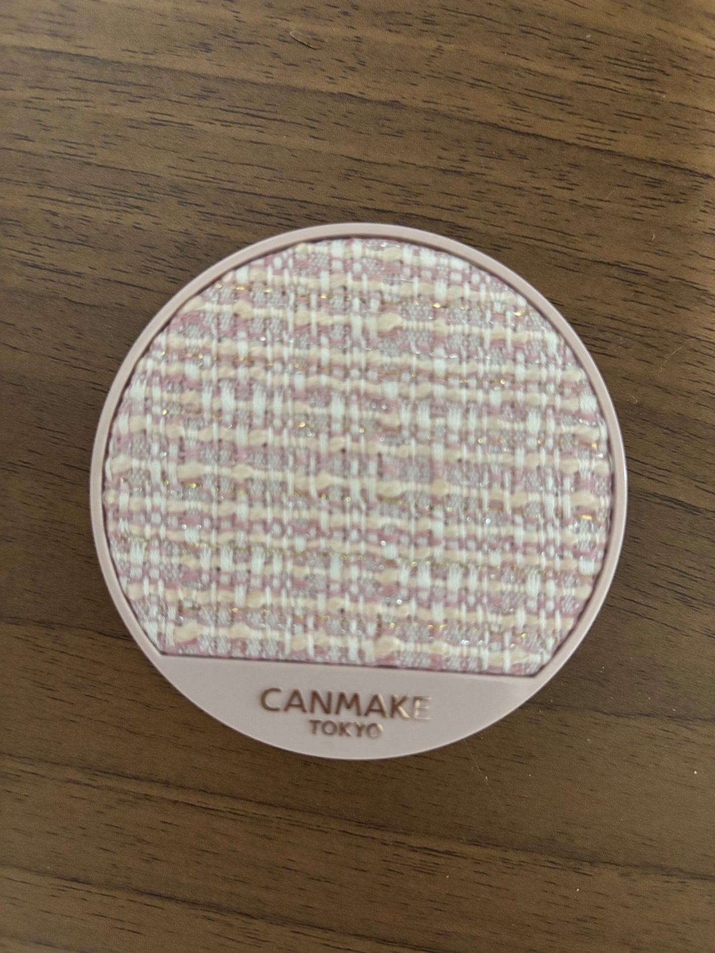 マシュマロフィニッシュパウダー ~Abloom~/キャンメイク/プレストパウダーを使ったクチコミ(1枚目)