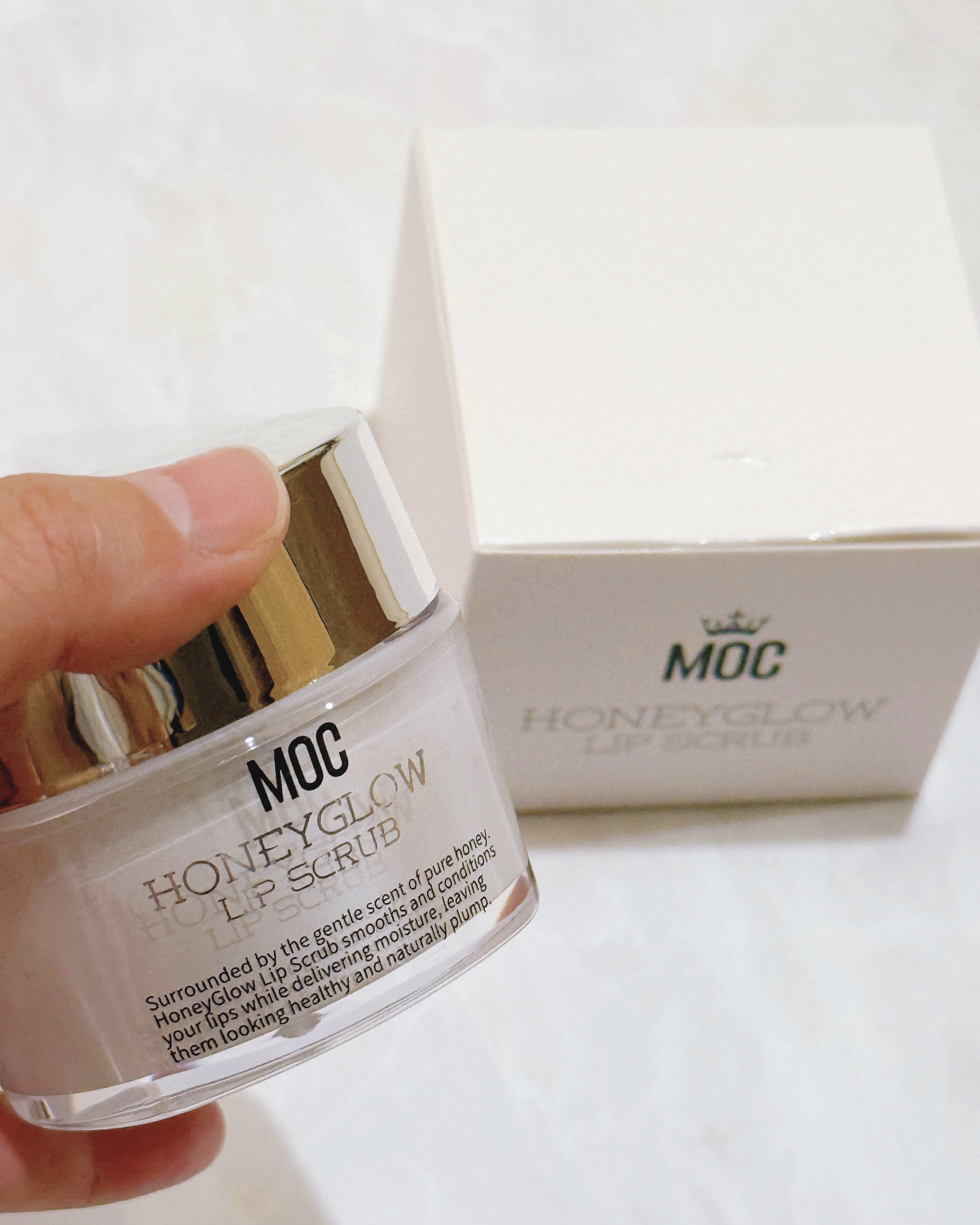 MOC HONEY GLOW LIP SCRUB/MOC/リップスクラブを使ったクチコミ（2枚目）