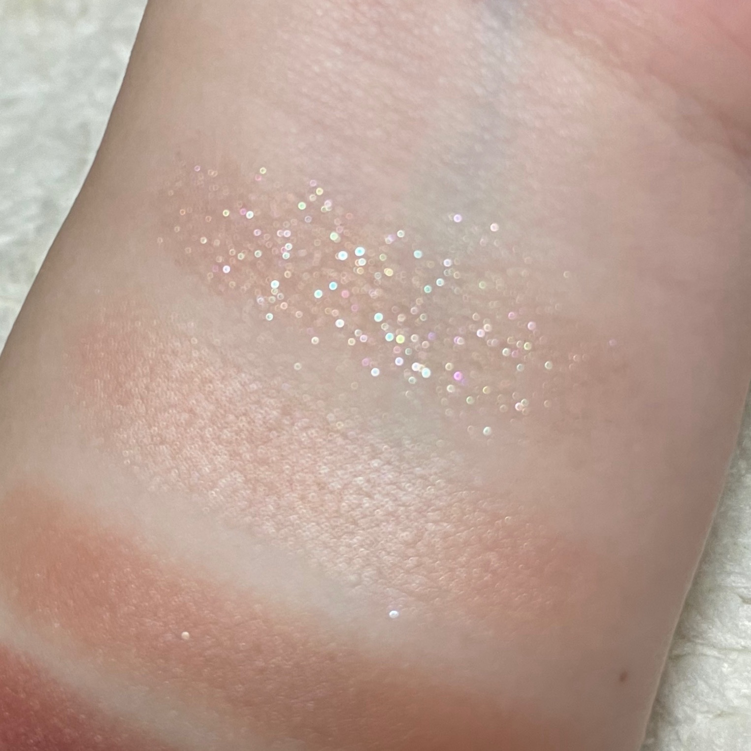 ベージュトーンアイシャドウ/CEZANNE/アイシャドウパレットを使ったクチコミ（3枚目）