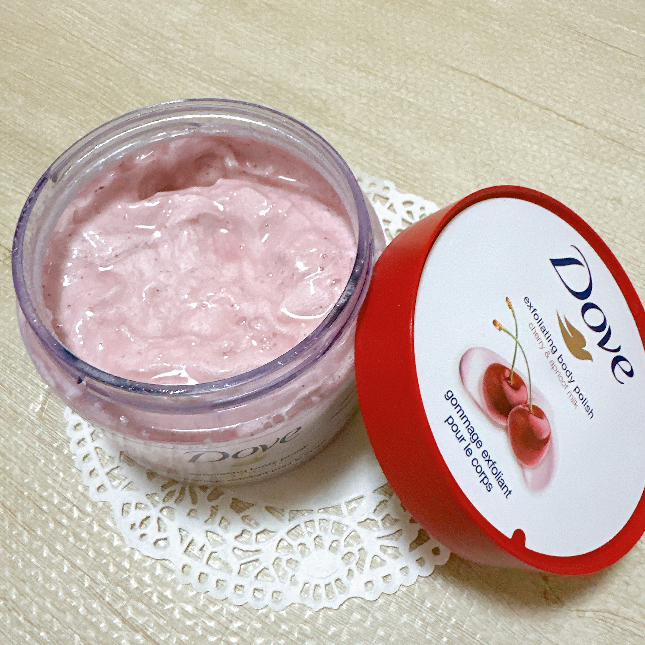 ダヴ ふわとろ　クリーミースクラブ チェリー＆アプリコットミルク/ダヴ/ボディスクラブを使ったクチコミ（3枚目）