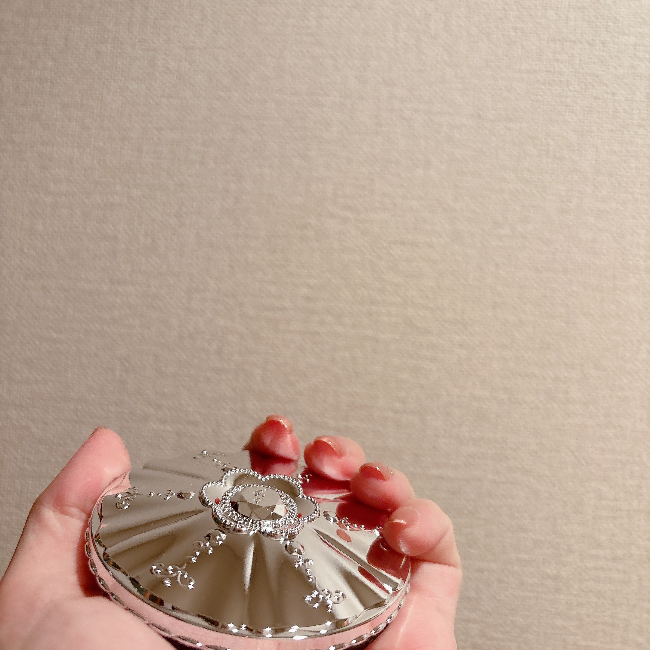 ジルスチュアート　パステルペタル ブラッシュ/JILL STUART/パウダーチークを使ったクチコミ（2枚目）