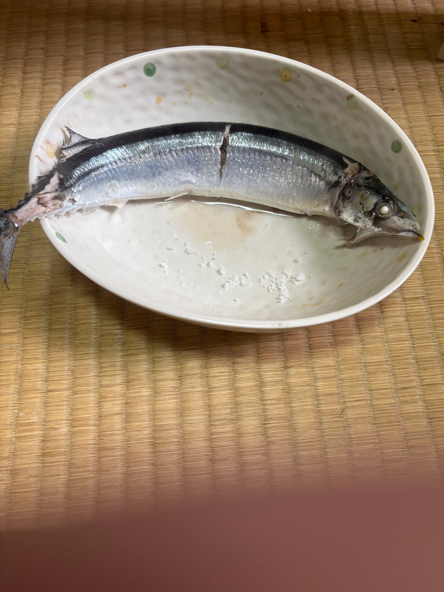 みほっぴ on LIPS 「秋の味覚さんま今年はさんまが大豊漁でありあたり年でありますさん..」(1枚目)