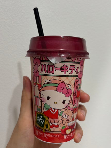紅茶飲料 ハローキティ/守山乳業/その他ドリンクを使ったクチコミ(2枚目)