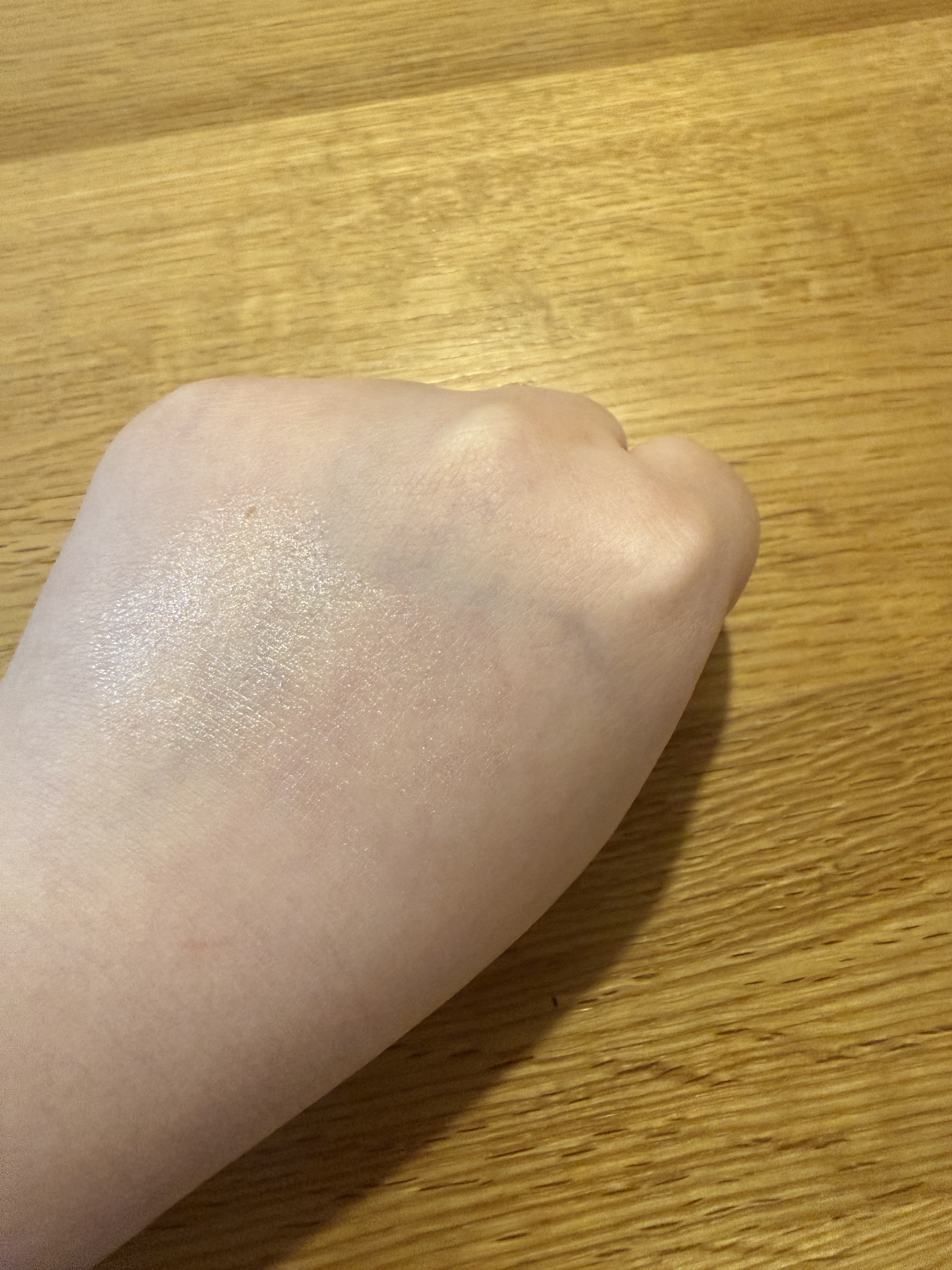 トゥルーディメンションラディアンスバーム/hince/スティックハイライトを使ったクチコミ（3枚目）