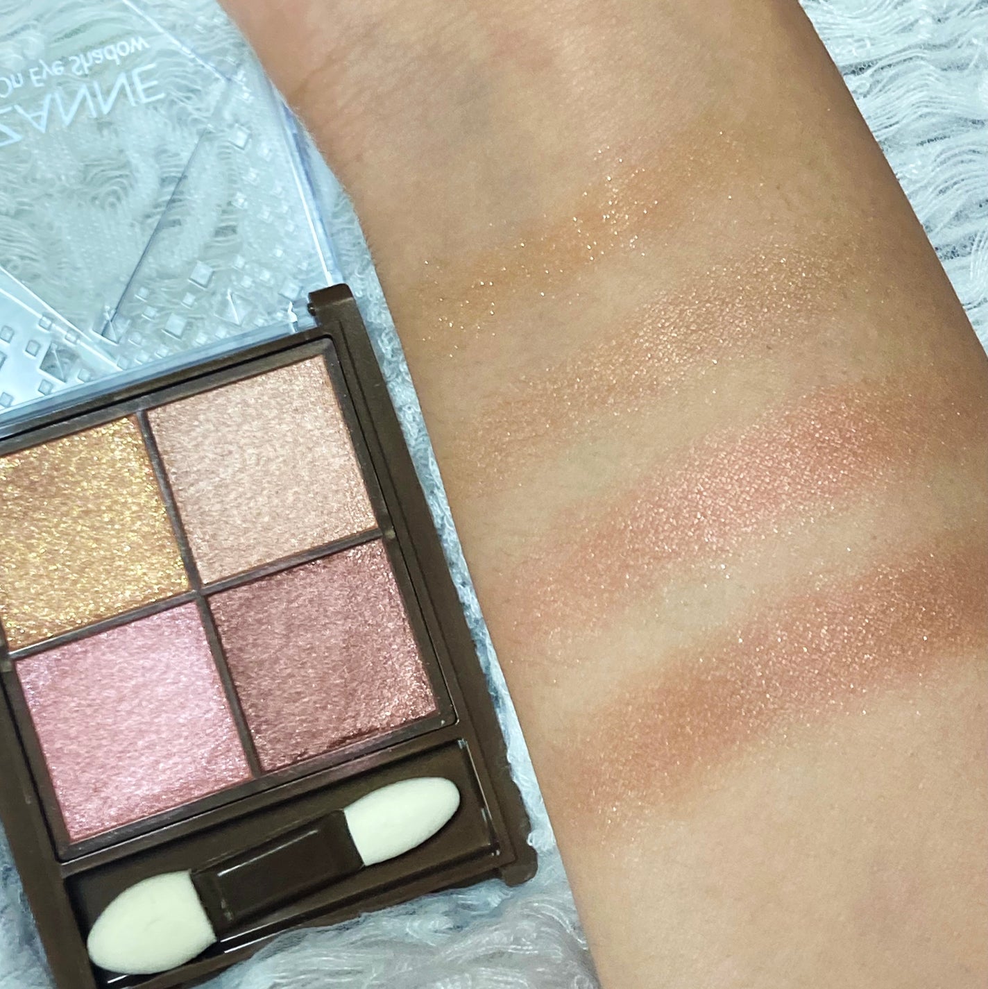 ニュアンスオンアイシャドウ/CEZANNE/アイシャドウパレットを使ったクチコミ(3枚目)