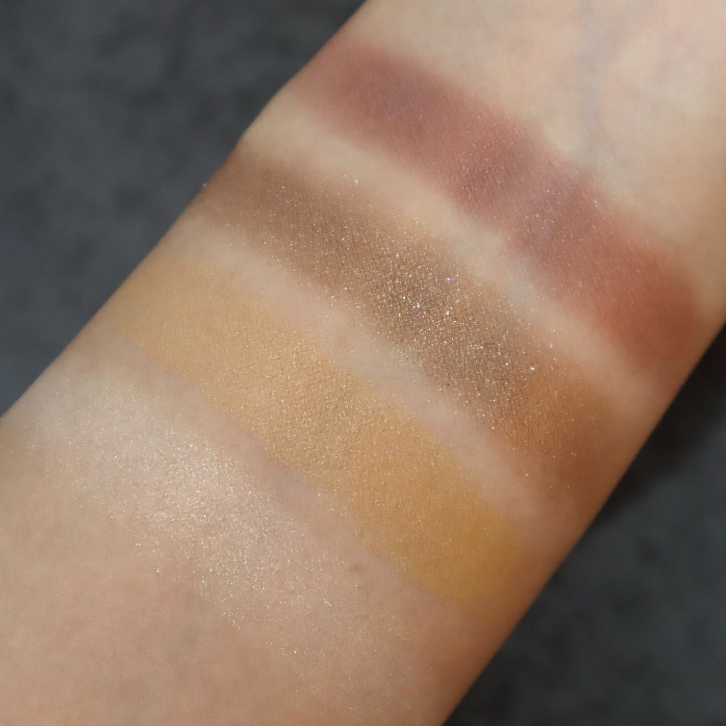 エクシア アイカラー ヴォロンテ/ALBION/アイシャドウパレットを使ったクチコミ(3枚目)