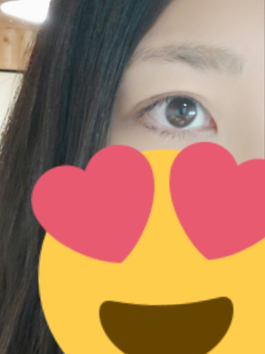 大人のルドゥーブルでふたえメイクした結果がこれ！
すごい自然じゃなーい？😍

それ以外すっぴんでもなんとかなる顔になるよ🥰😍
ありがとうルドゥーブル
もう何本リピしてるかわかりまへん


 #秋の先取りコスメ 