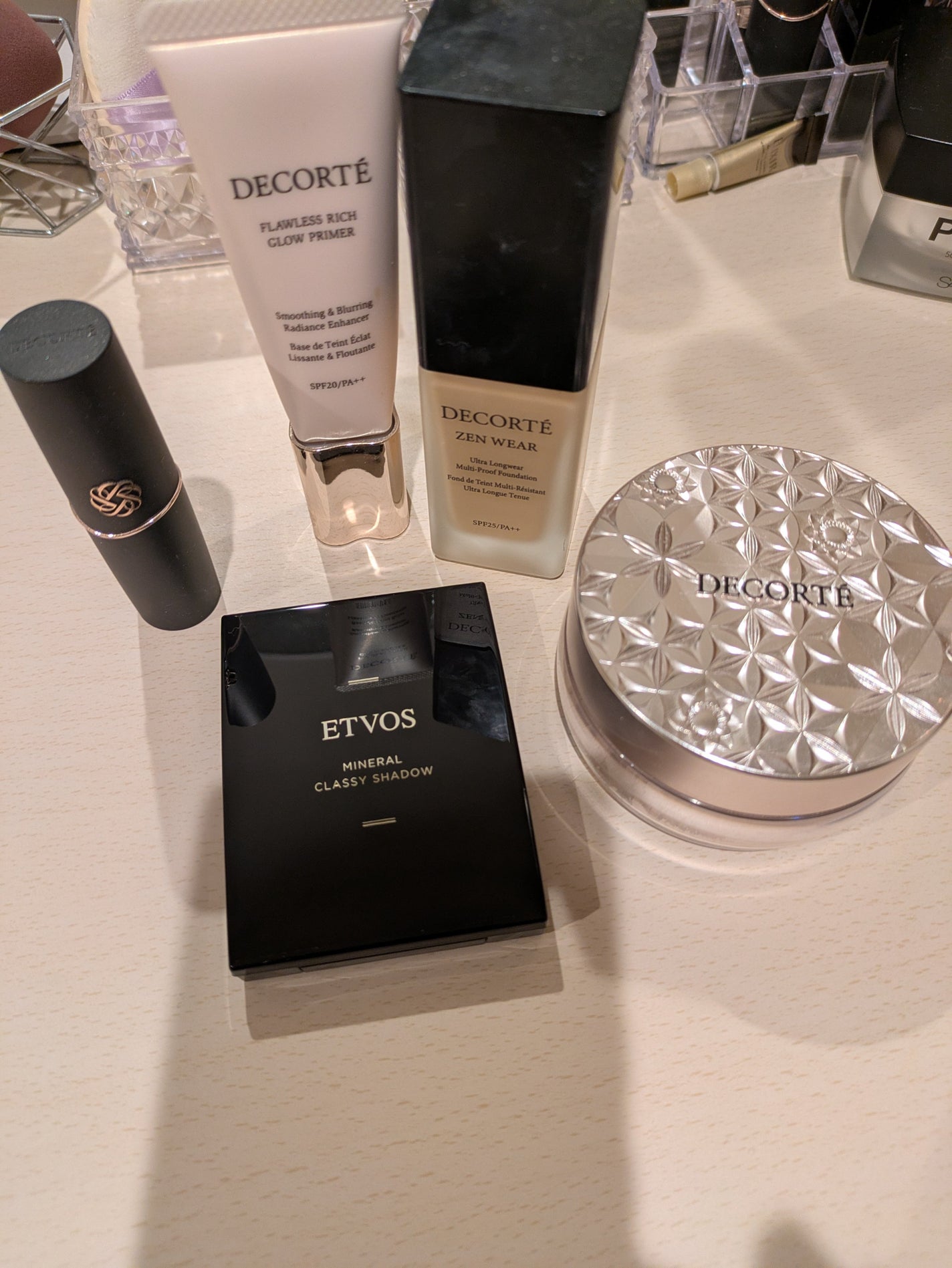 ミネラルクラッシィシャドー/エトヴォス/アイシャドウパレットを使ったクチコミ(2枚目)