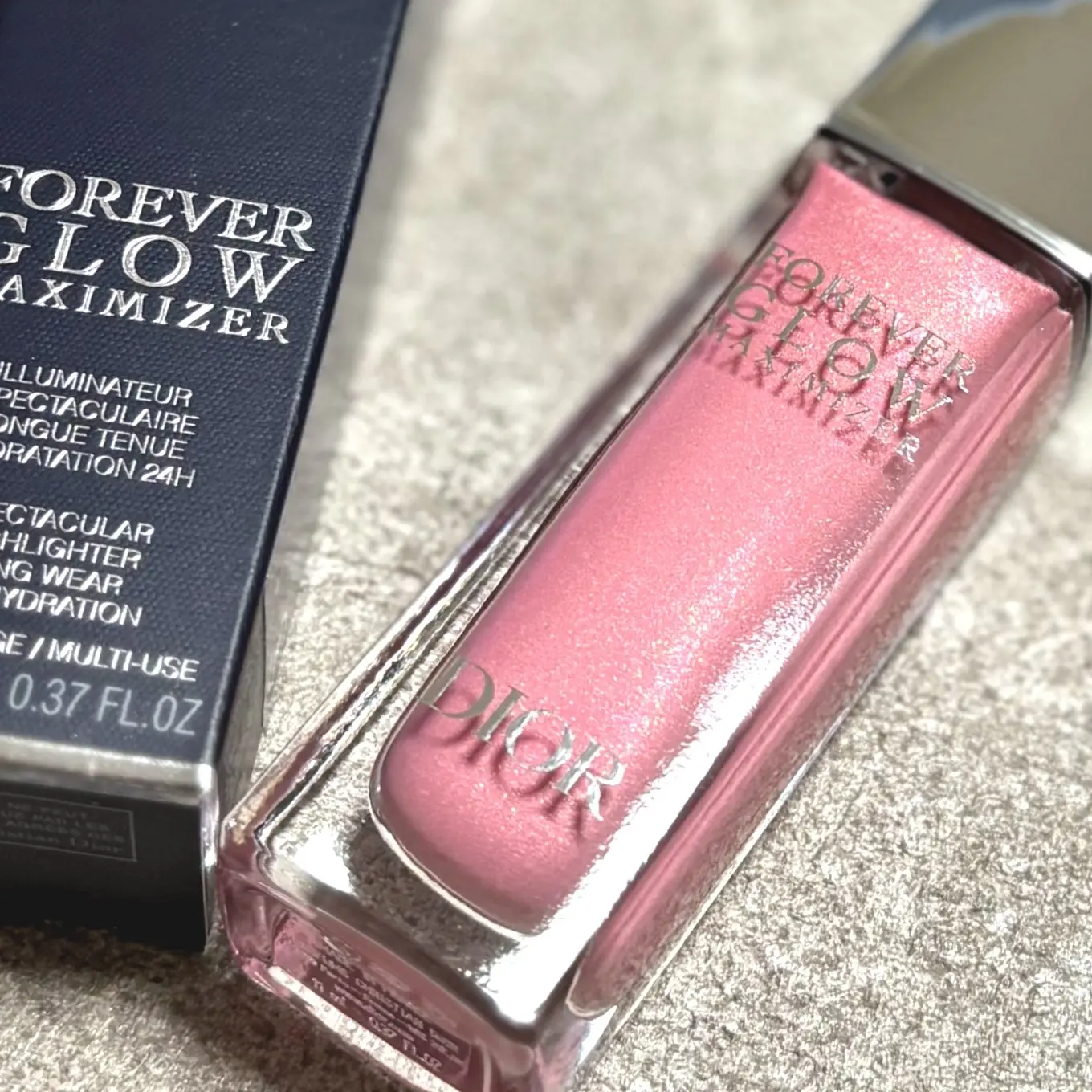 ディオールスキン フォーエヴァー グロウ マキシマイザー/Dior/ハイライトを使ったクチコミ（2枚目）